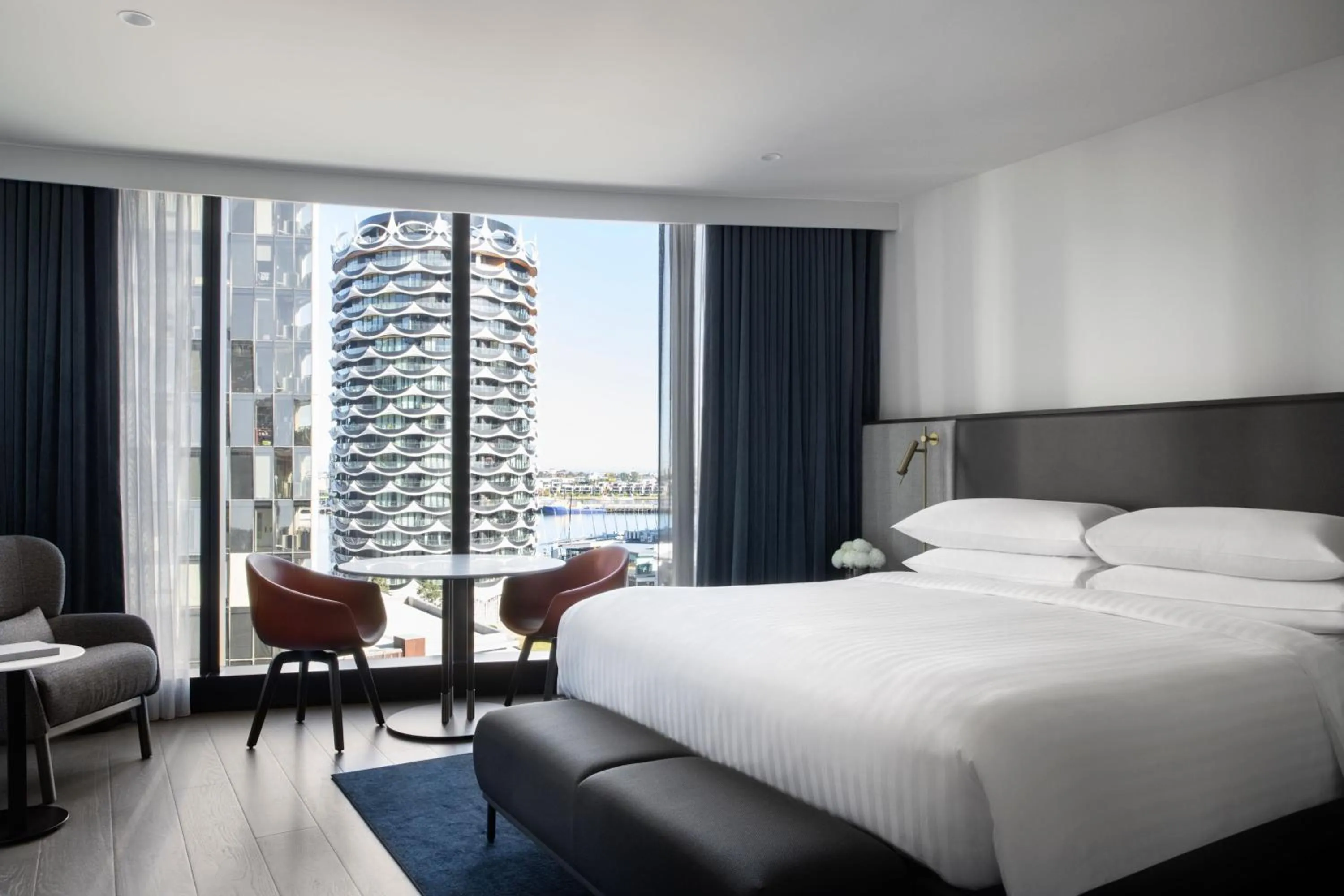 Photo of the whole room, Bed in Melbourne Marriott Hotel Docklands
