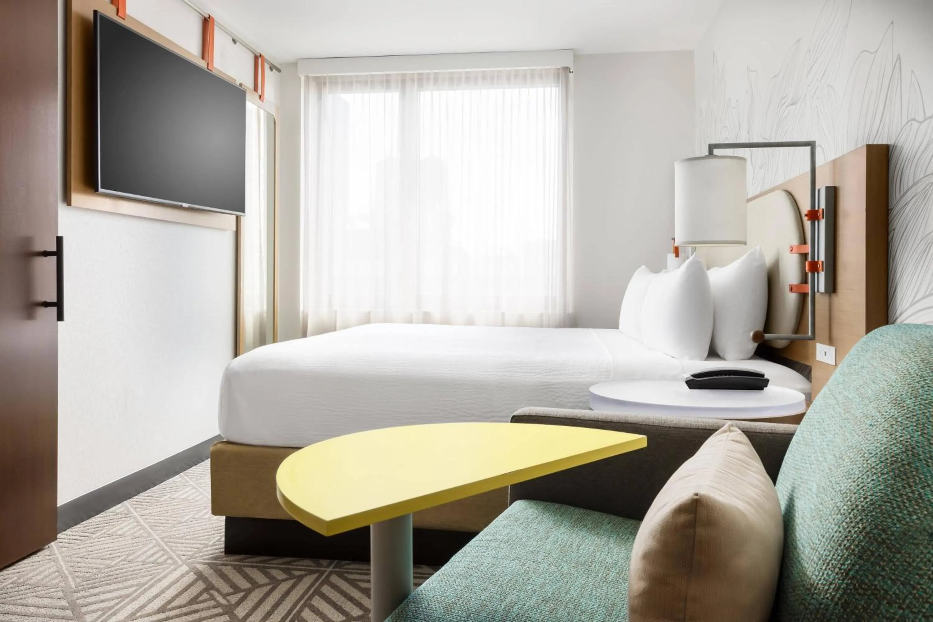 Photo of the whole room, Bed in SpringHill Suites by Marriott New York Manhattan Chelsea