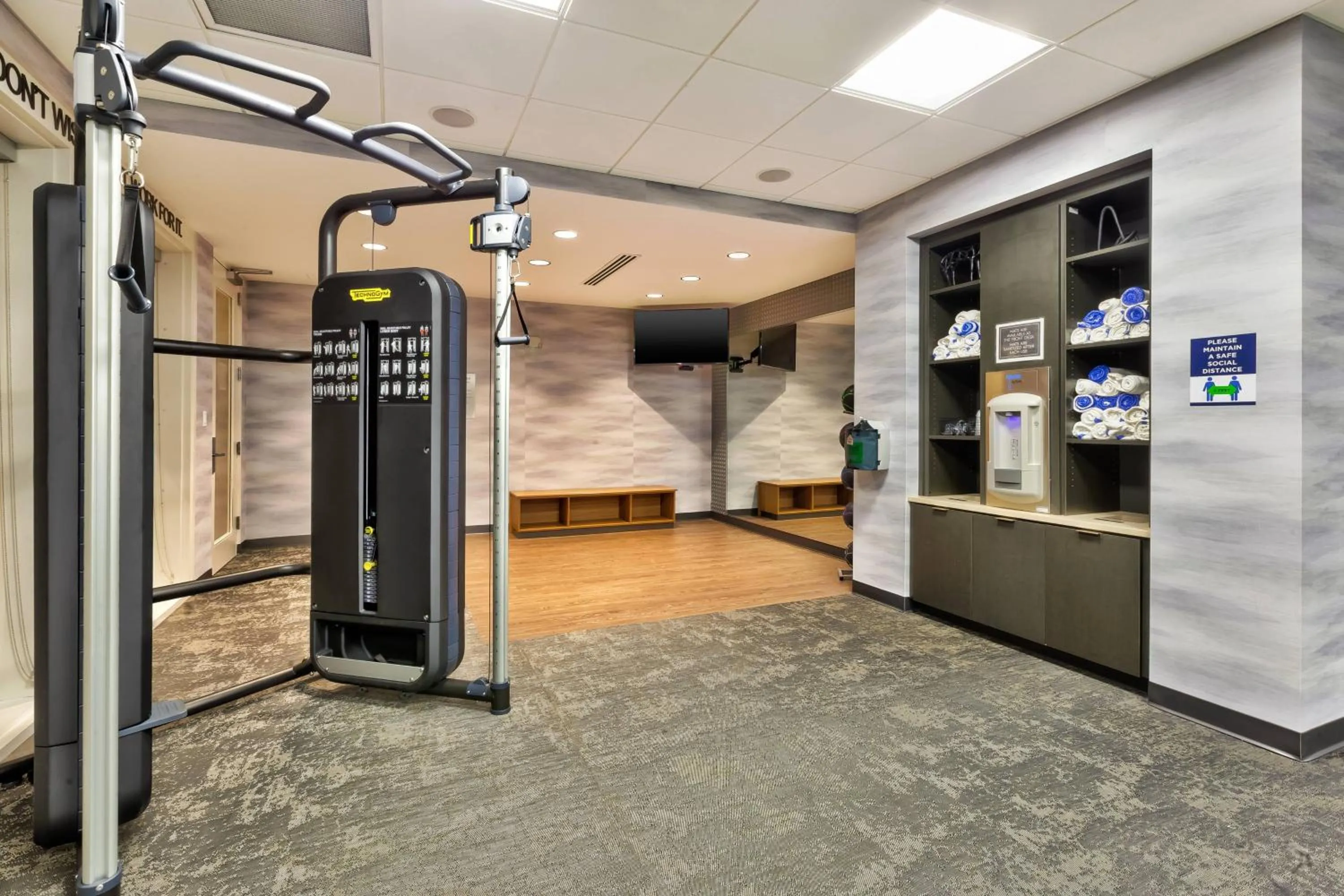 Fitness centre/facilities in Fairfield by Marriott Inn & Suites Knoxville Airport Alcoa