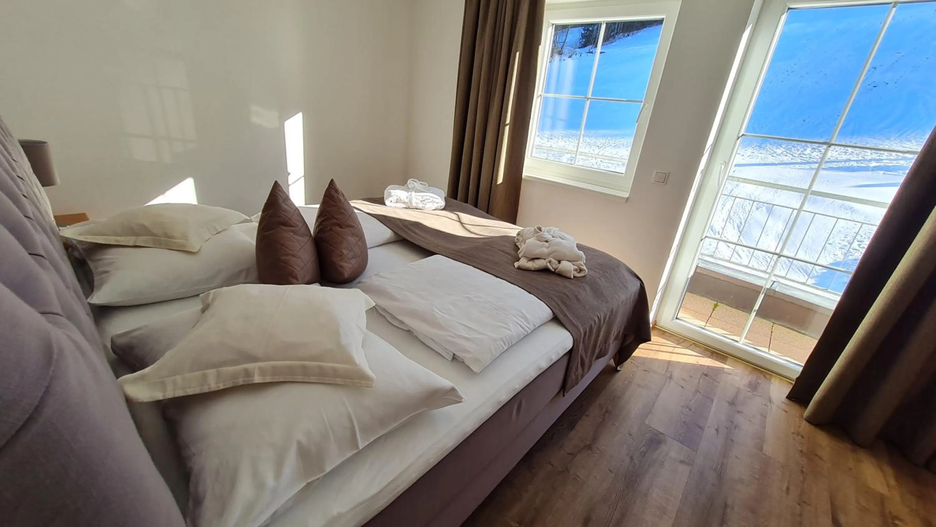 Bedroom, Bed in Sport und Familienhotel Klausen