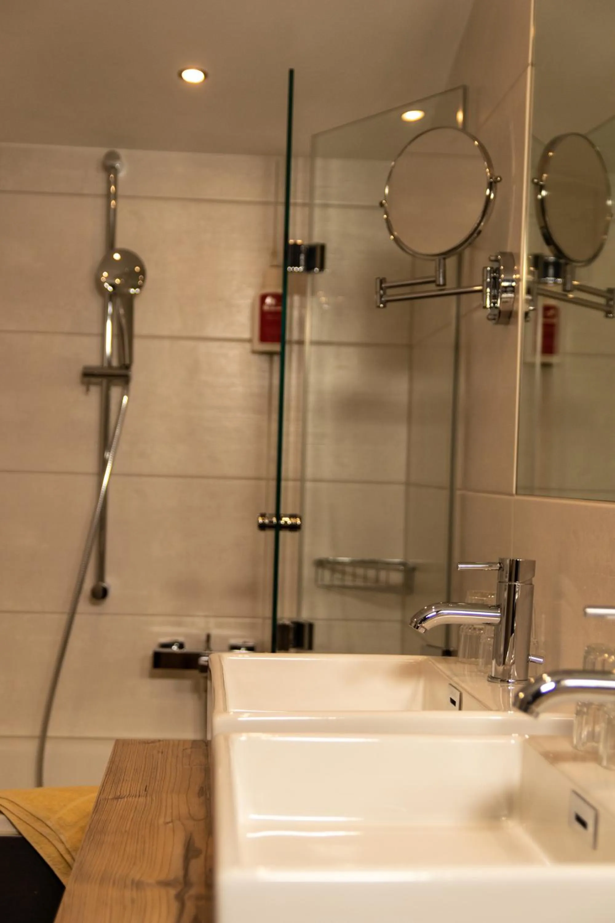 Bathroom in Sport und Familienhotel Klausen