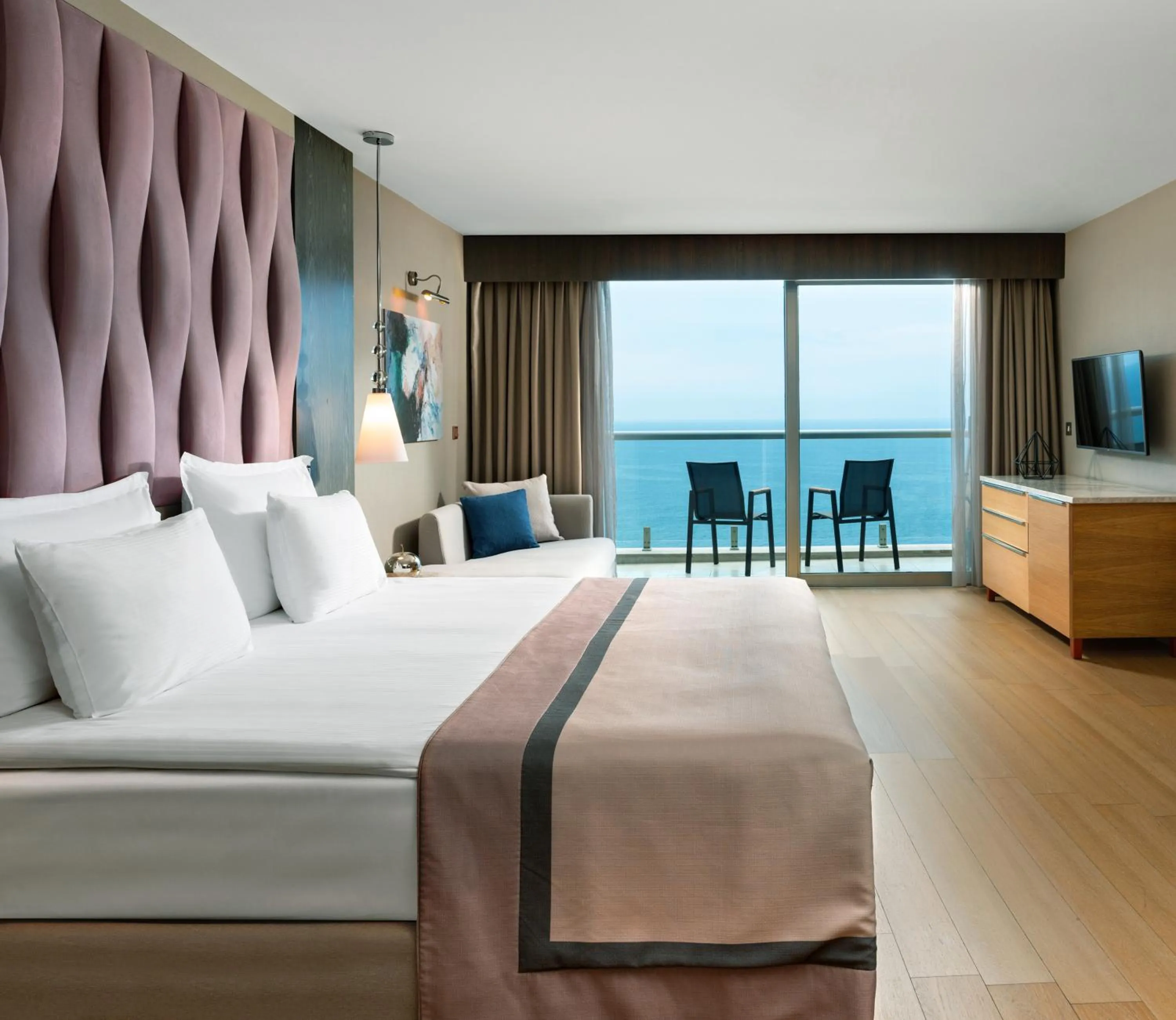 Bed in Elexus Hotel Resort & Spa & Casino