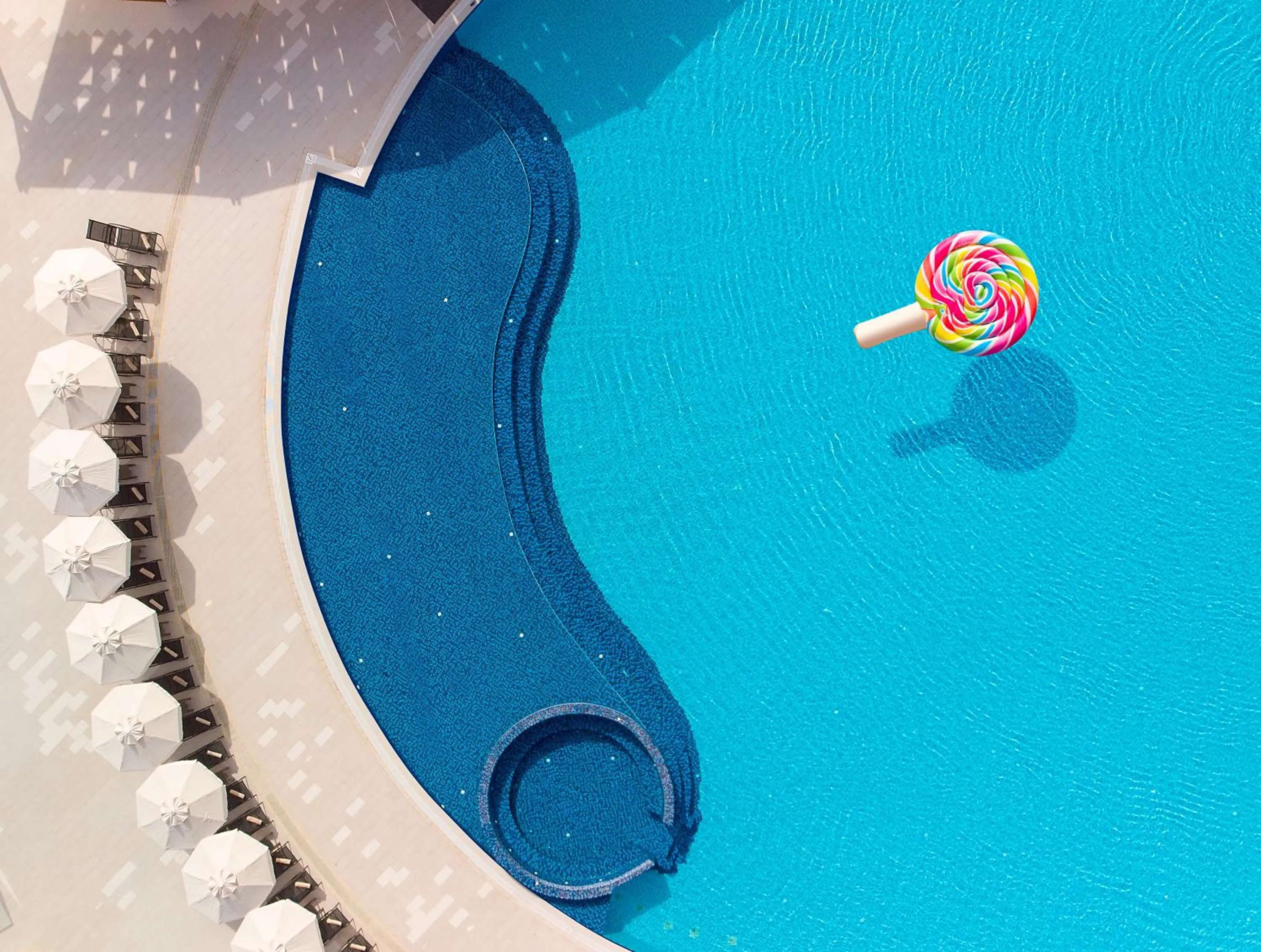 Swimming pool in Elexus Hotel Resort & Spa & Casino