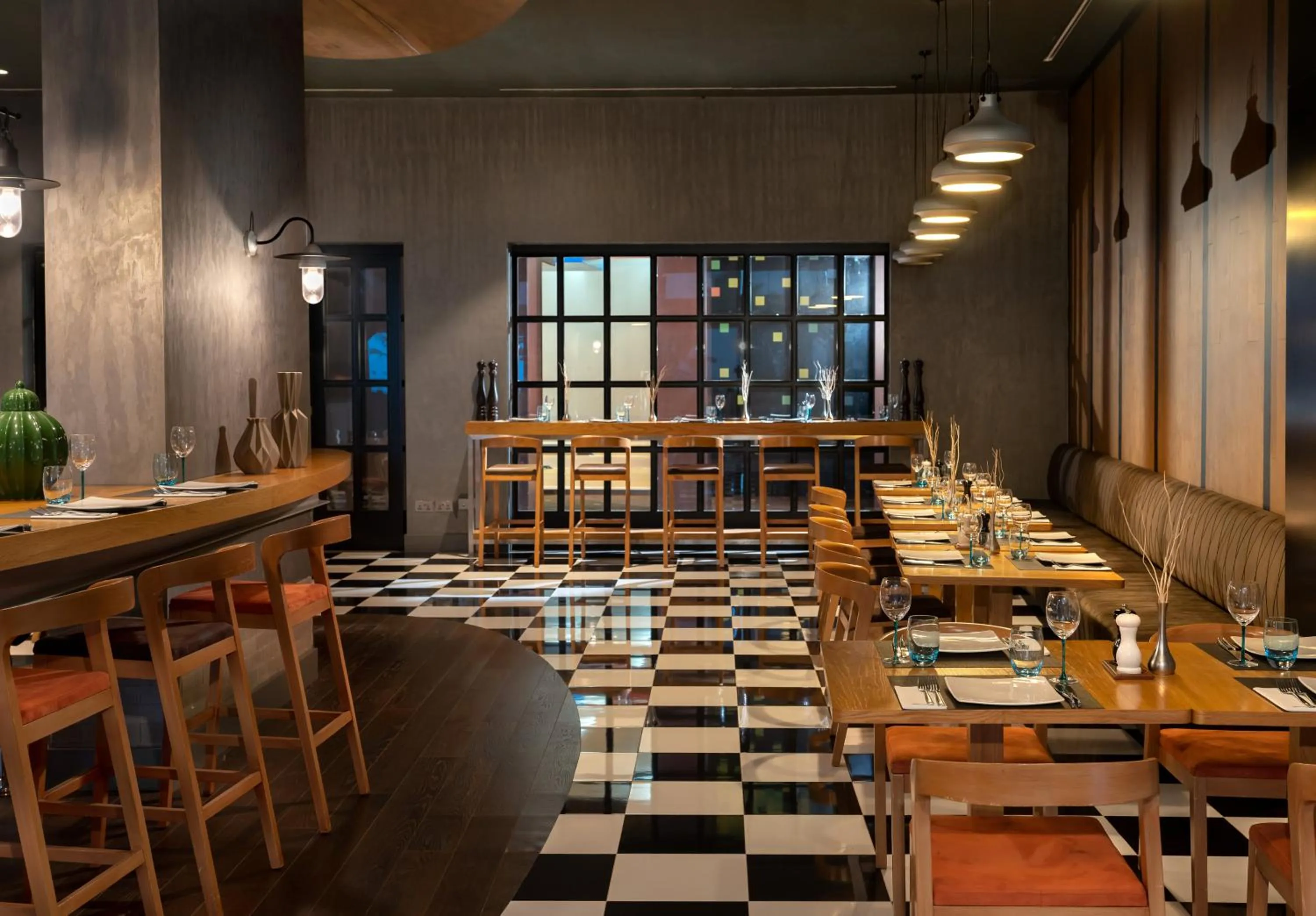 Restaurant/places to eat in Elexus Hotel Resort & Spa & Casino