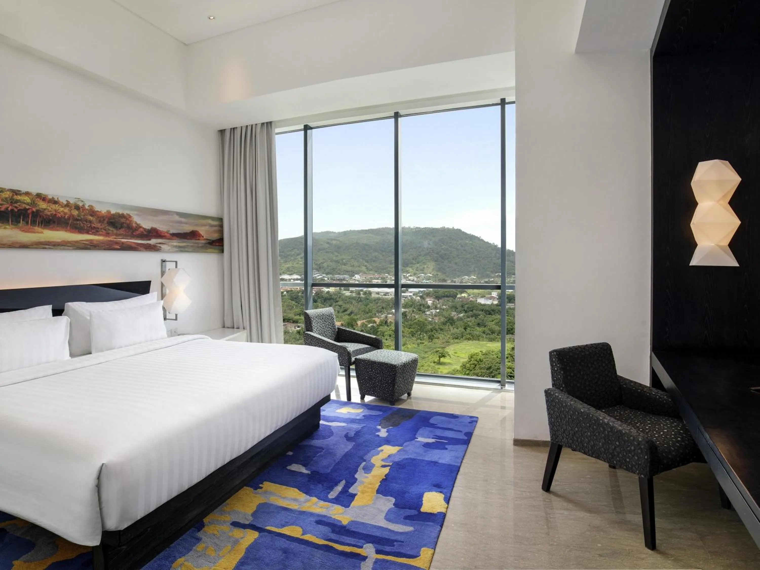 Bedroom, Bed in Novotel Lampung