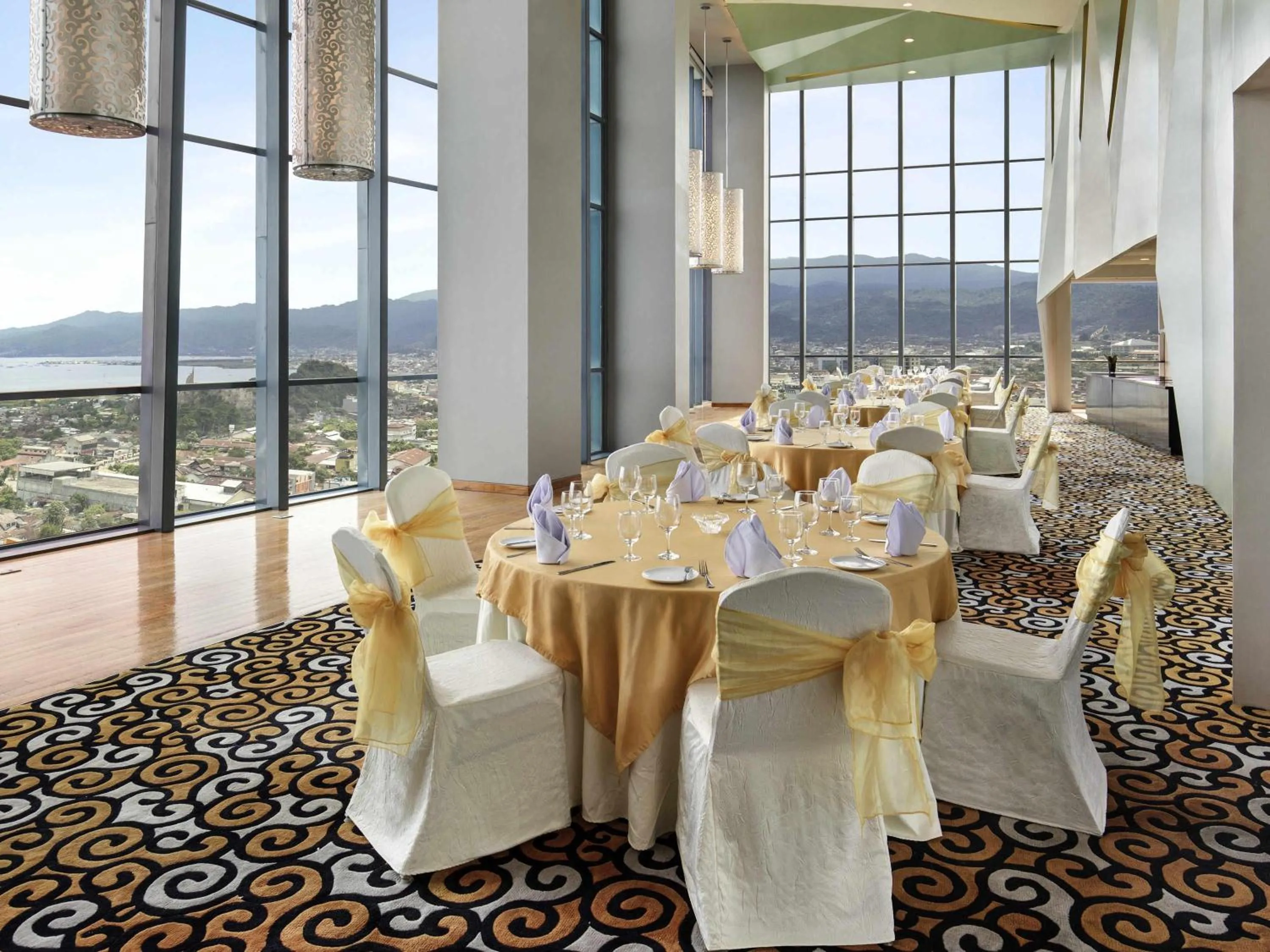 Meeting/conference room in Novotel Lampung