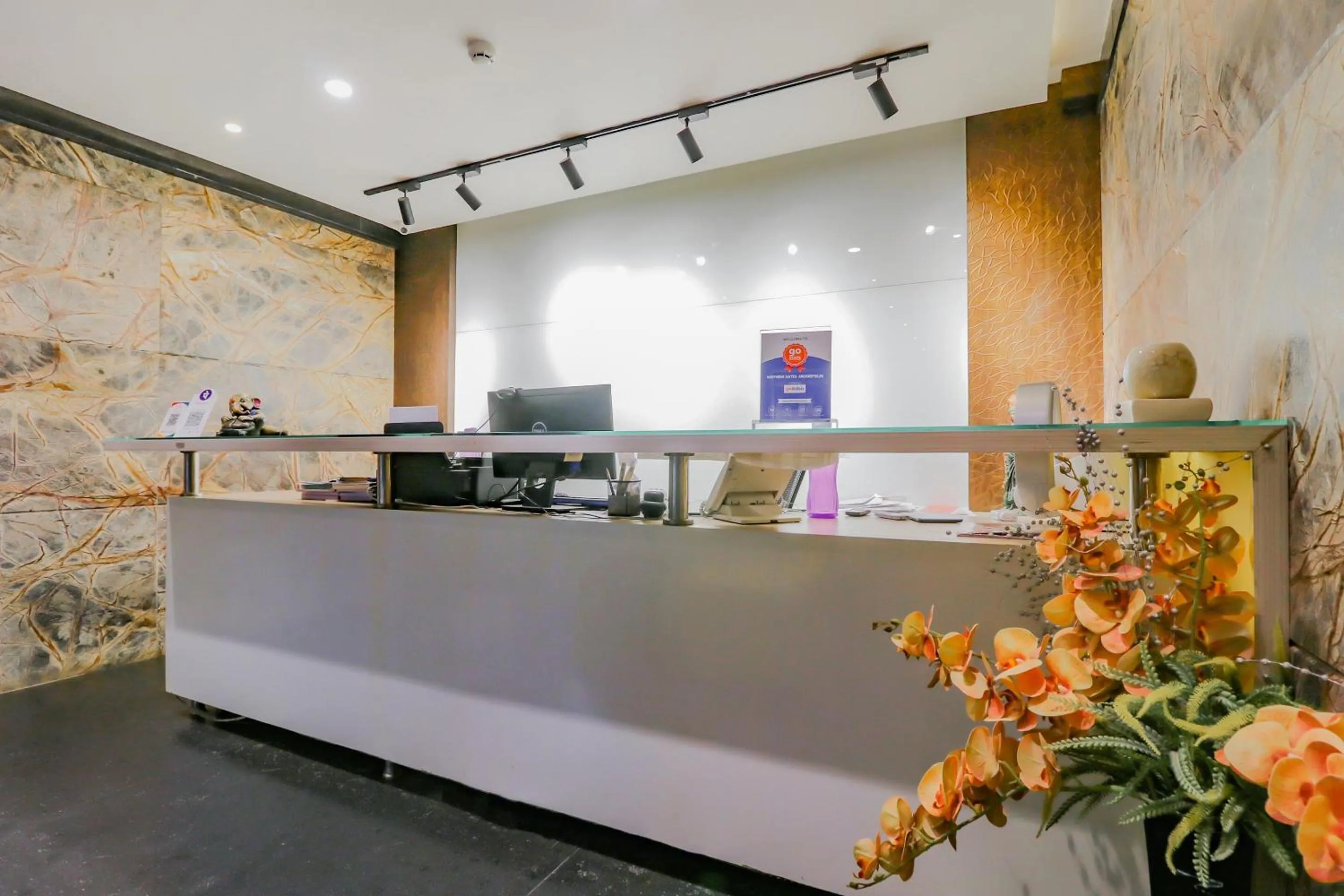 Lobby or reception in Capital O Royal Keys Near Brookfield Mall, AECS Layout