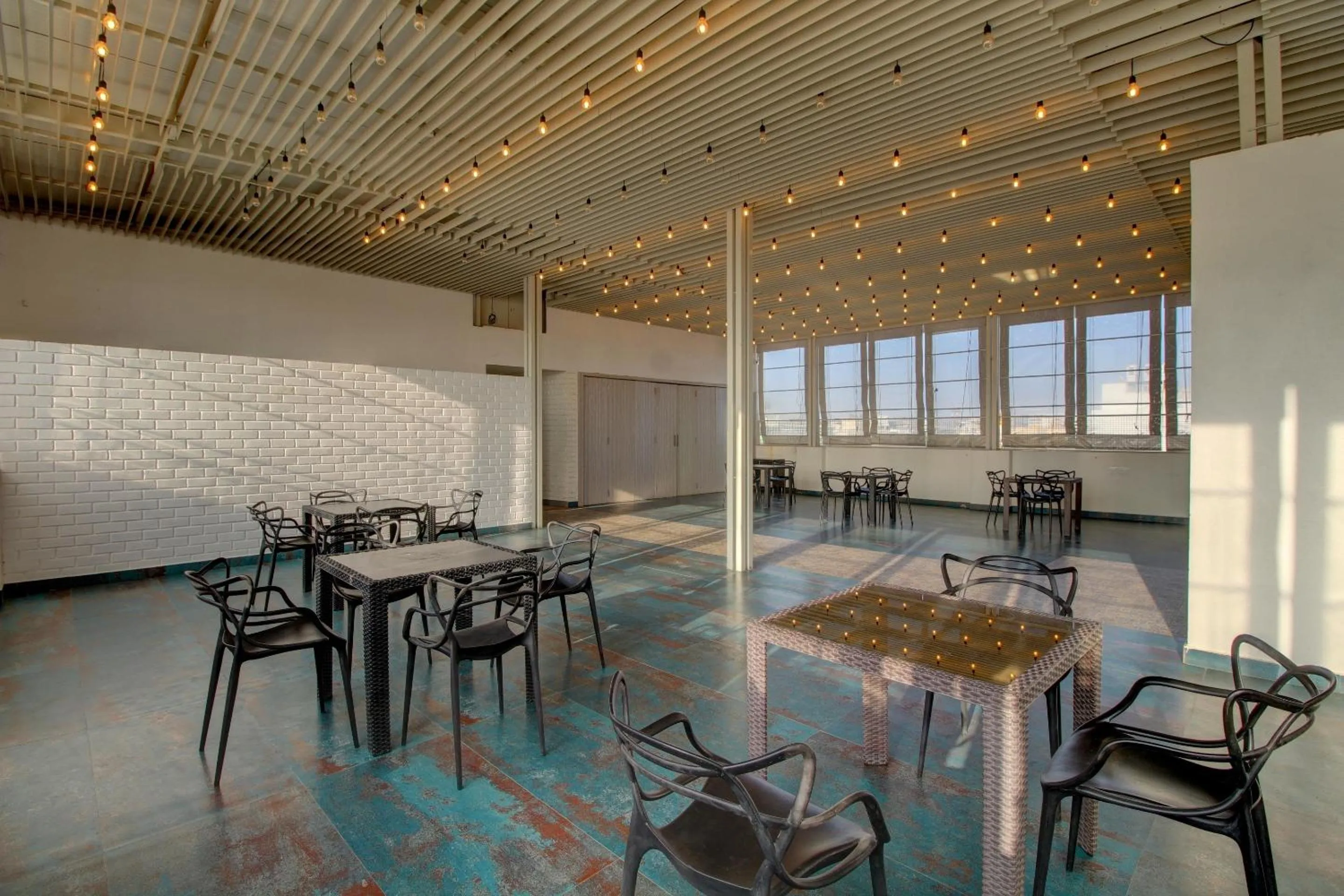 Restaurant/places to eat in Capital O Royal Keys Near Brookfield Mall, AECS Layout