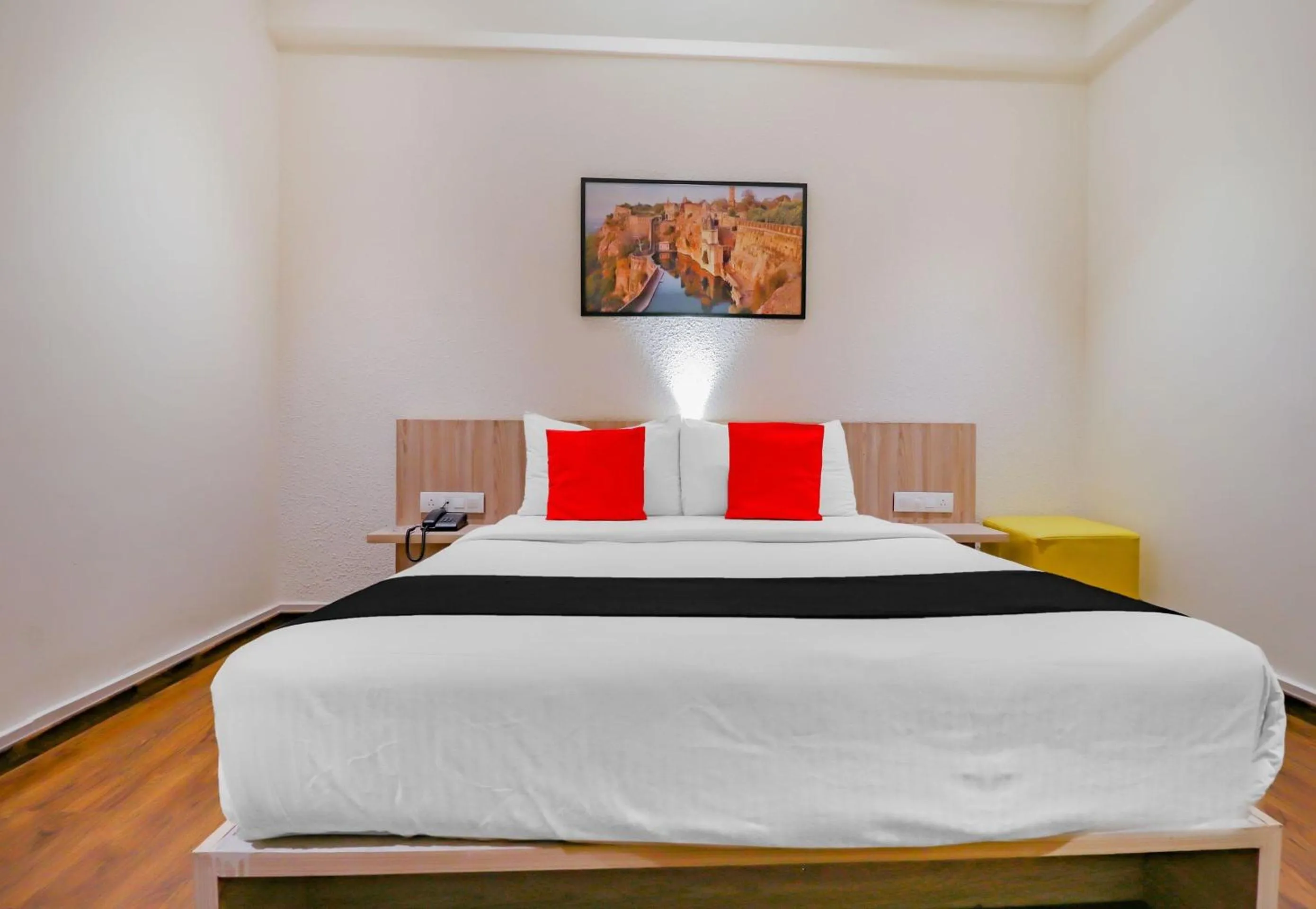 Bedroom, Bed in Capital O Royal Keys Near Brookfield Mall, AECS Layout