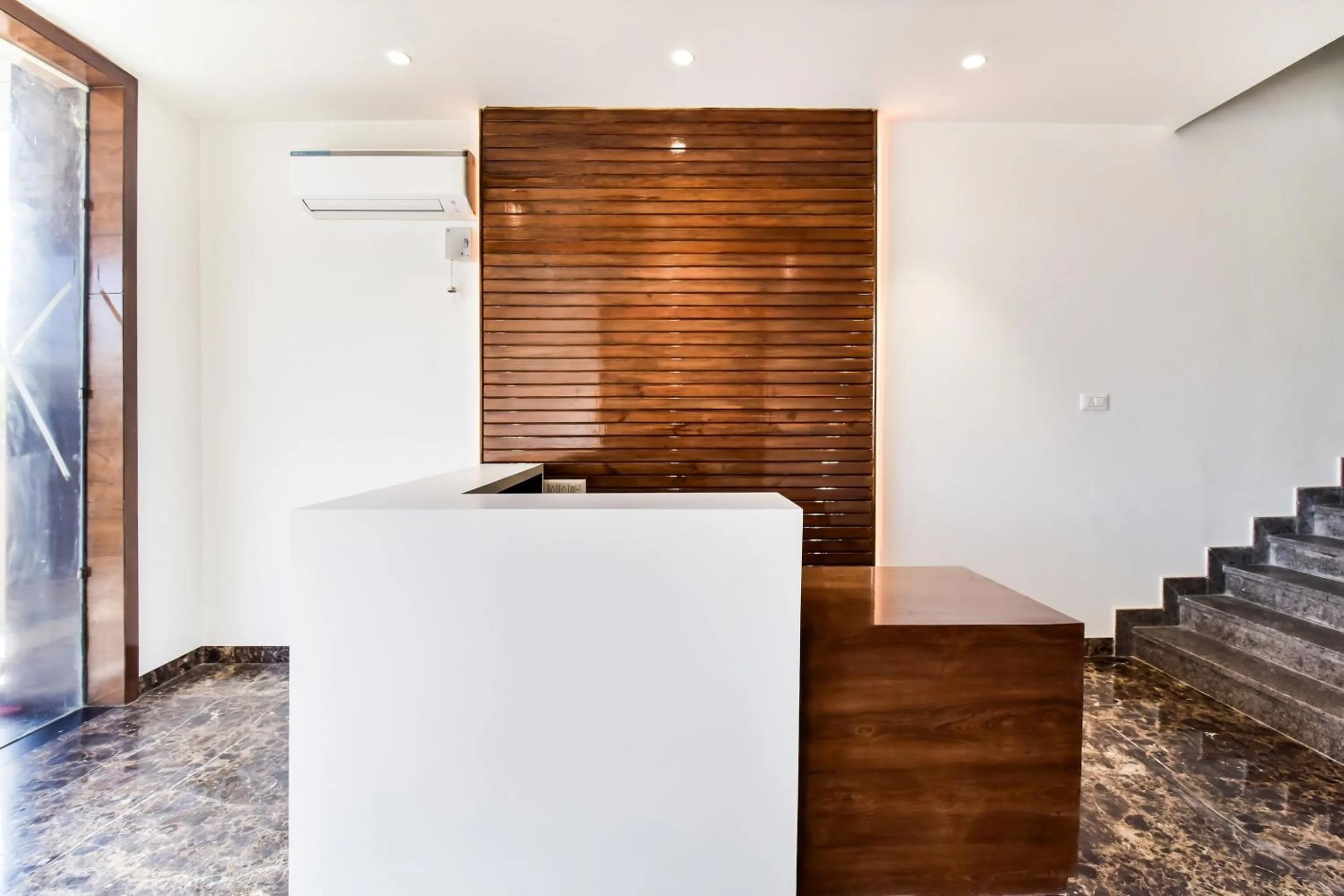 Lobby or reception in Capital O Maurya Inn