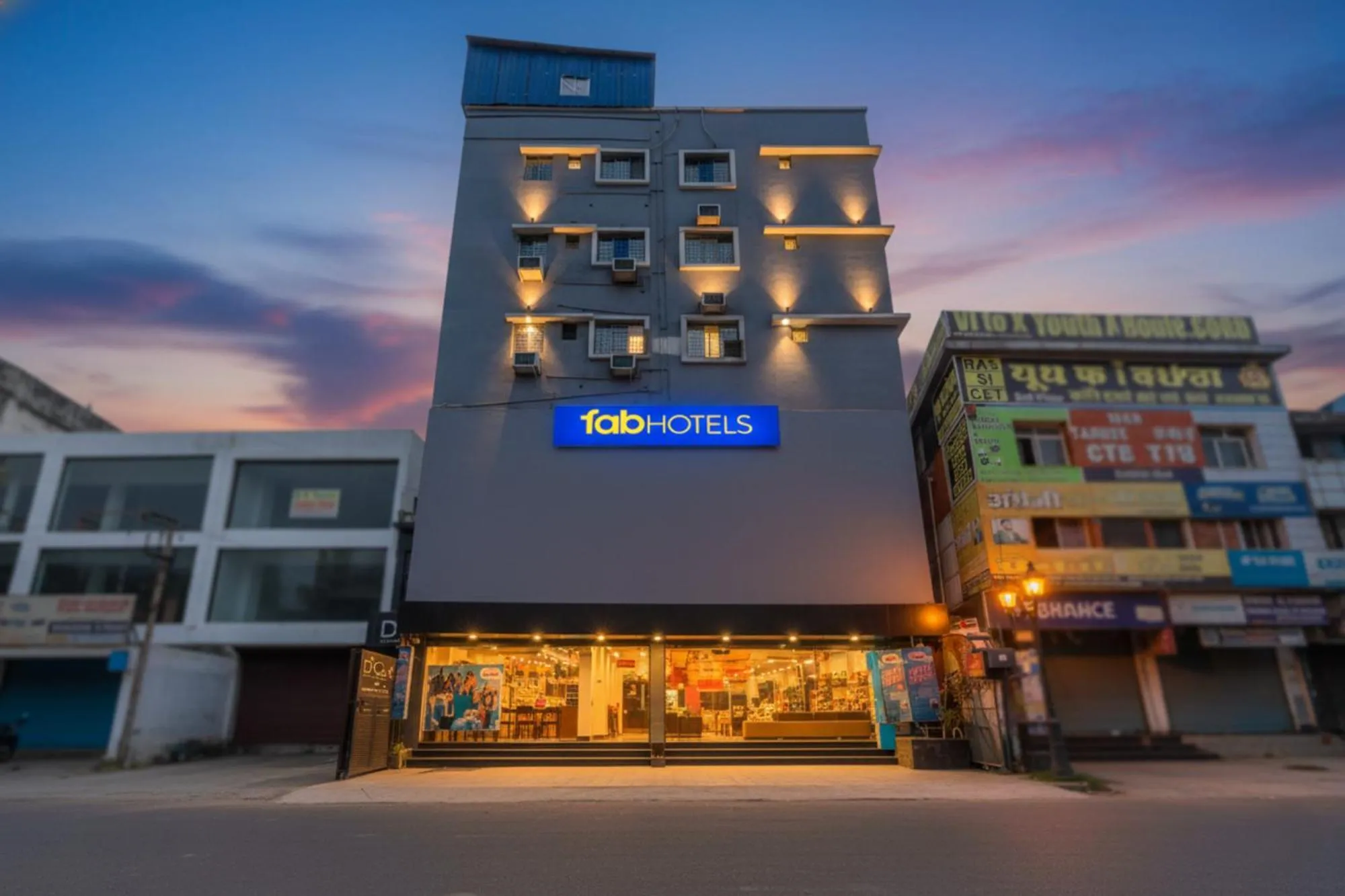 Property building in Via Westin Plaza