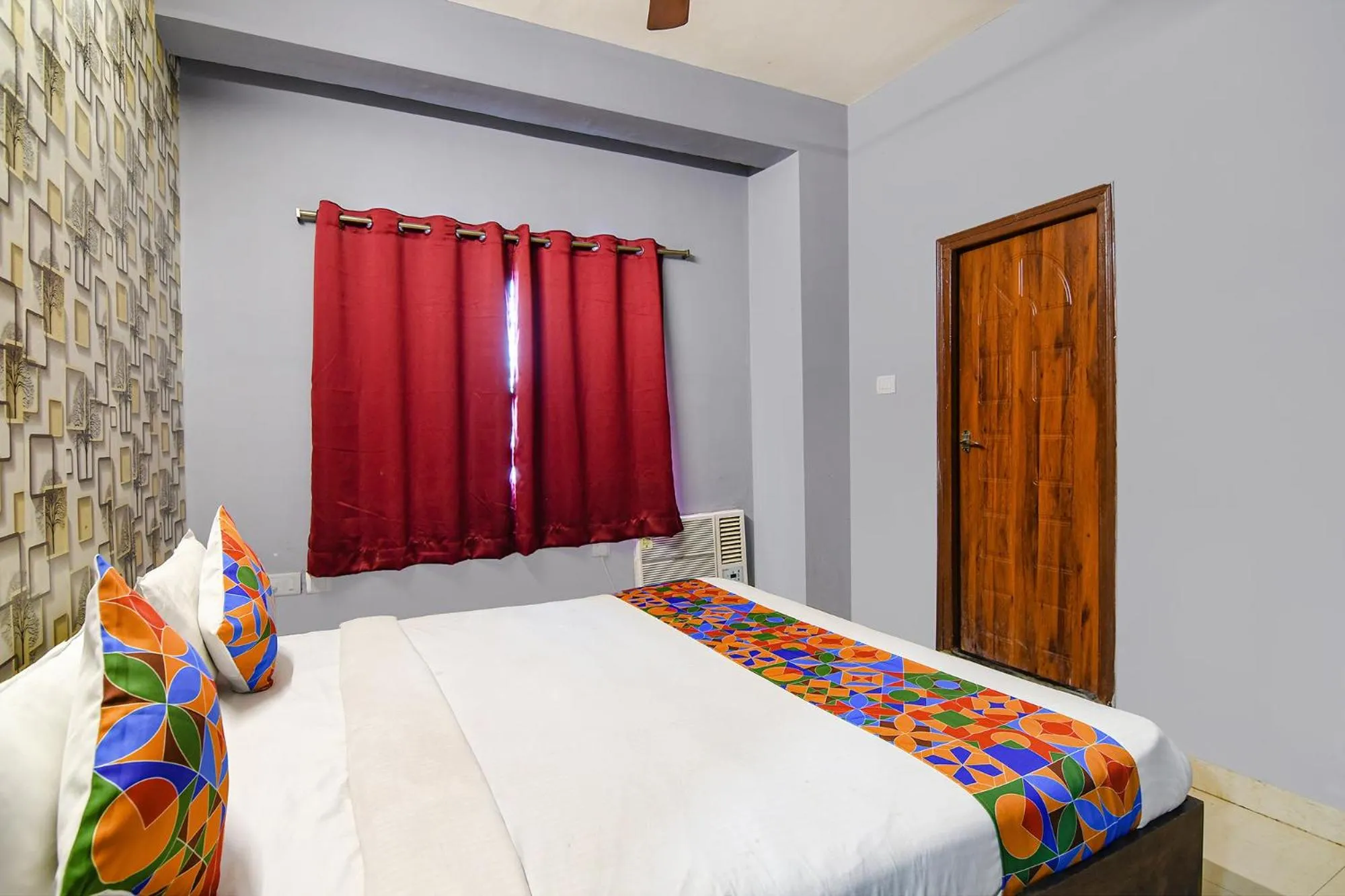 Bed in Via Westin Plaza