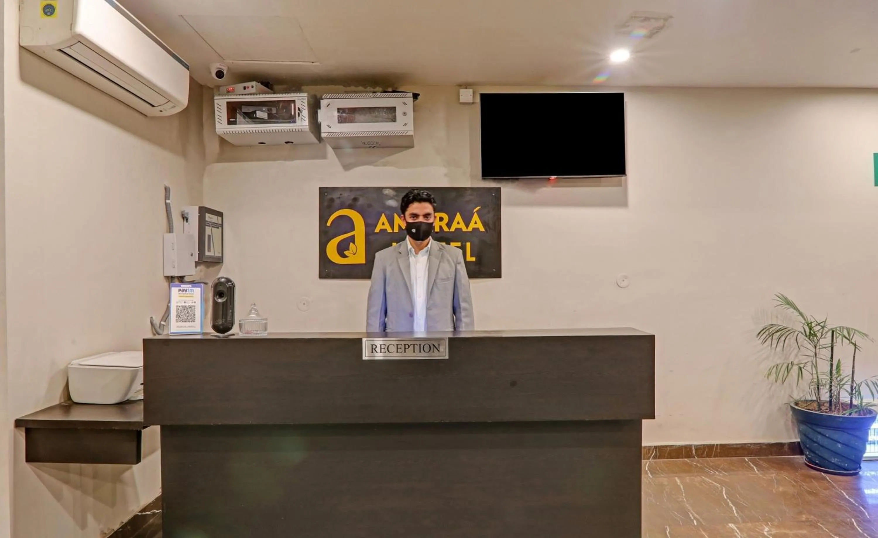 Lobby or reception in Super Townhouse Amaraa Hotel Near Phoenix Palassio