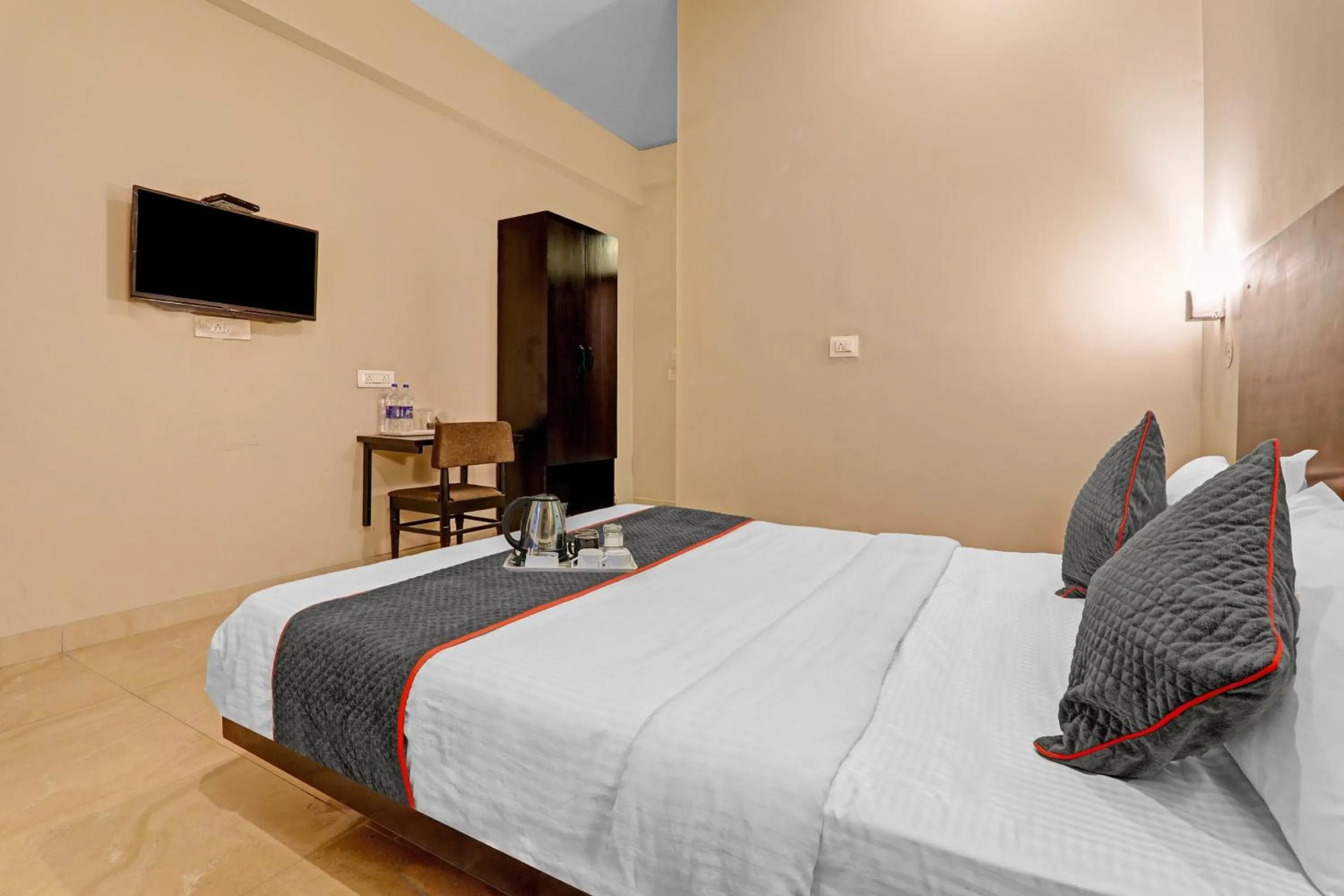 Other in Super Townhouse Amaraa Hotel Near Phoenix Palassio