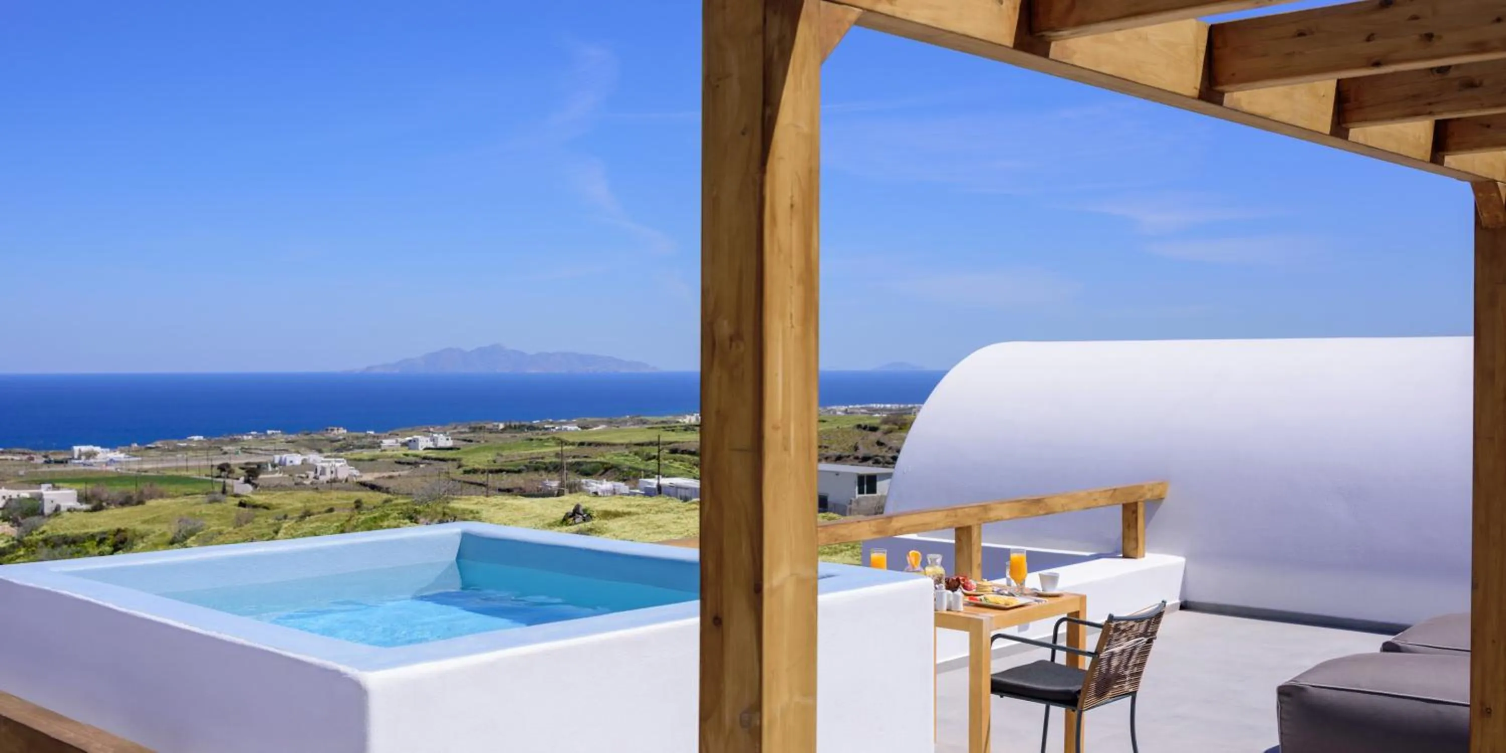 Property building in Este Luxury Suites