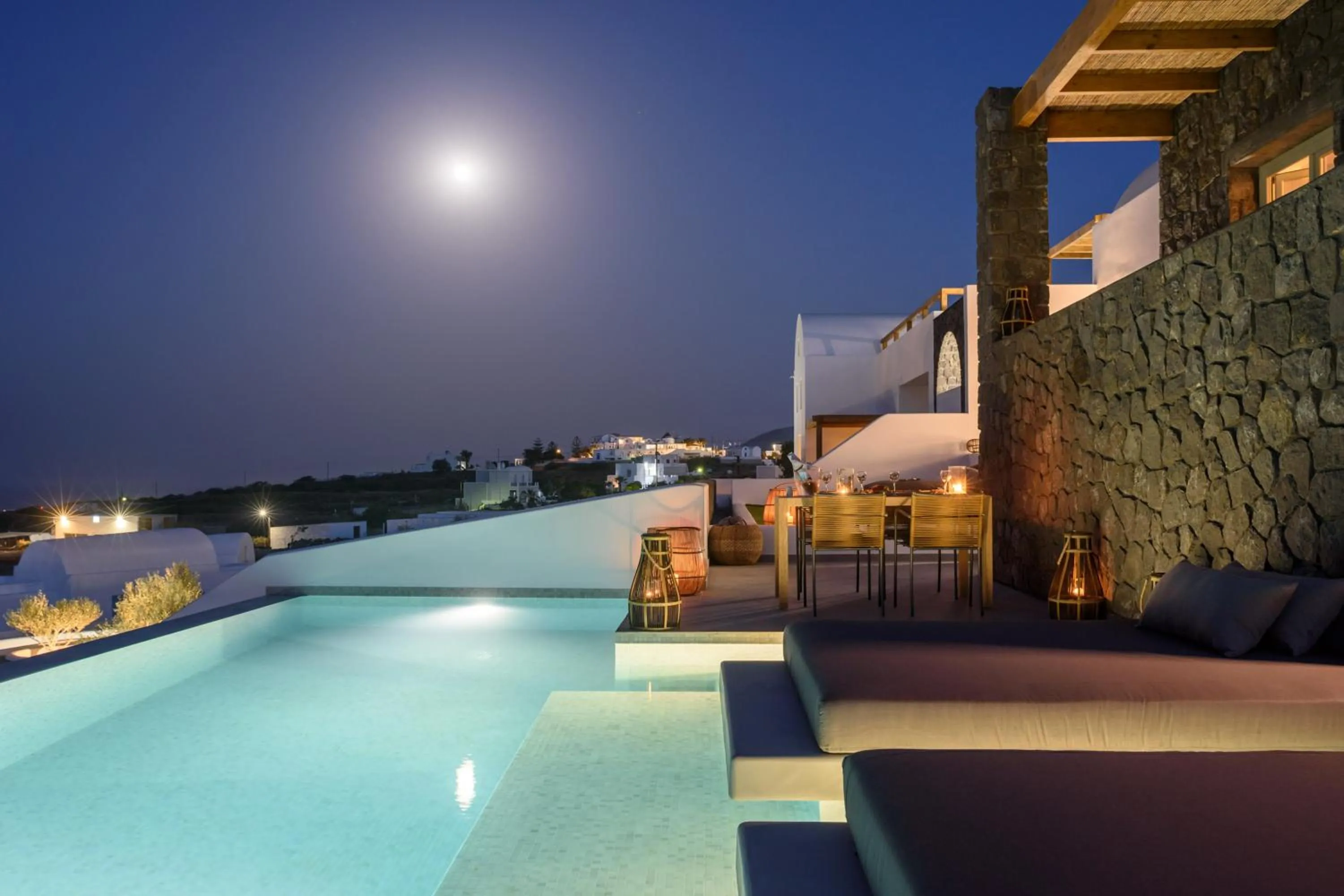 Property building in Este Luxury Suites