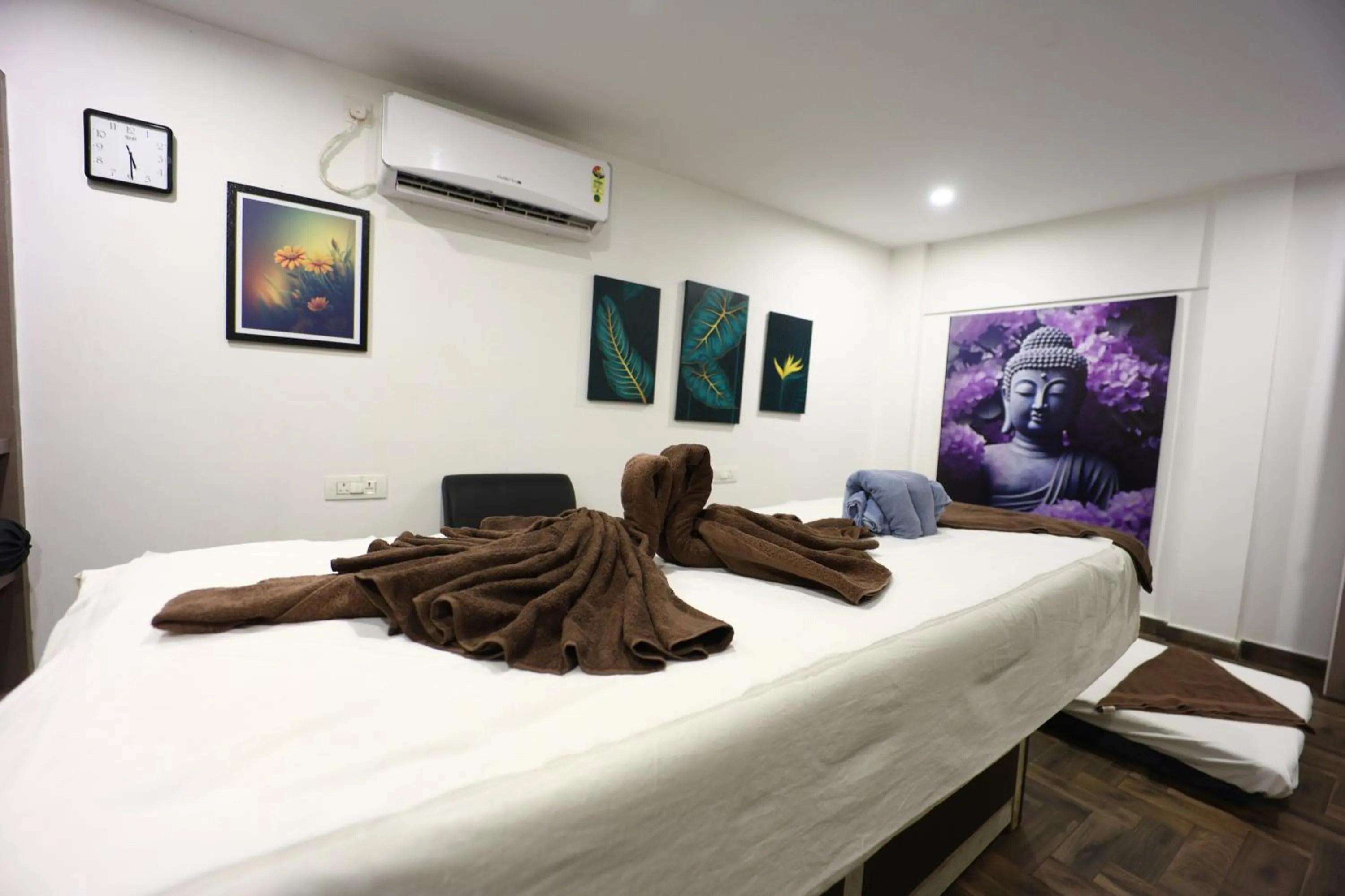 Spa and wellness centre/facilities, Bed in coral beach resort