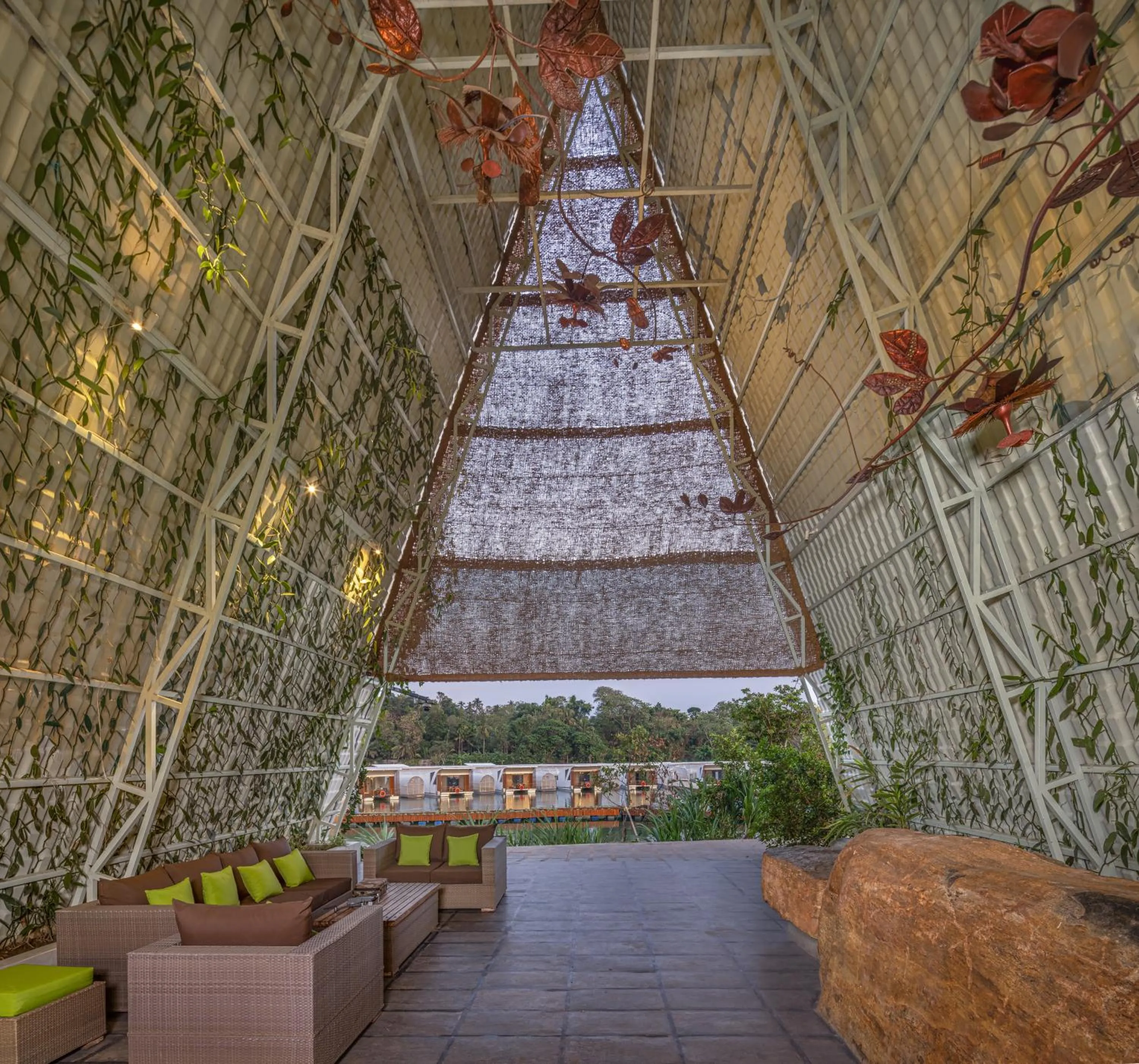 Lobby or reception in Bolagala Agro Floating Resort