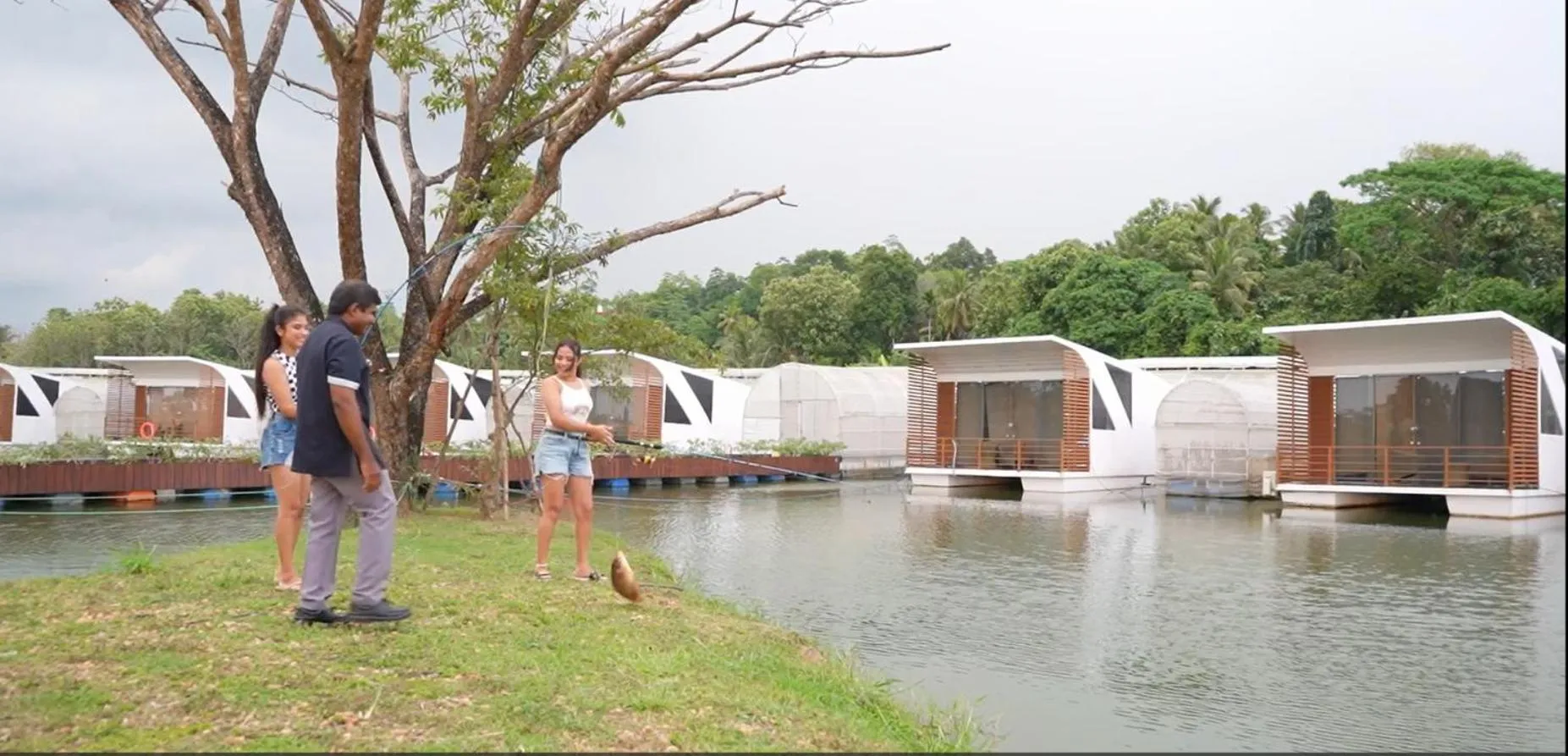 Property building in Bolagala Agro Floating Resort