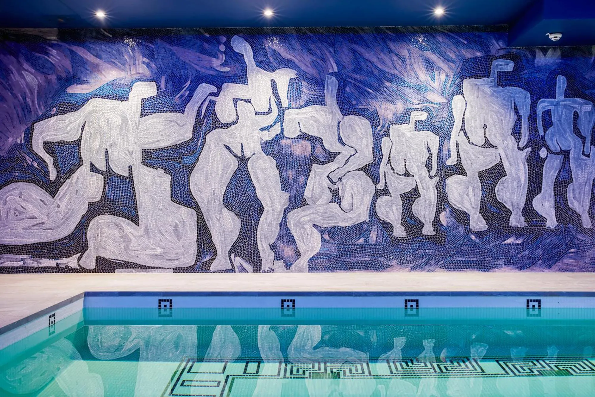 Swimming pool in Juliana Hotel & Spa - Brussels Centre