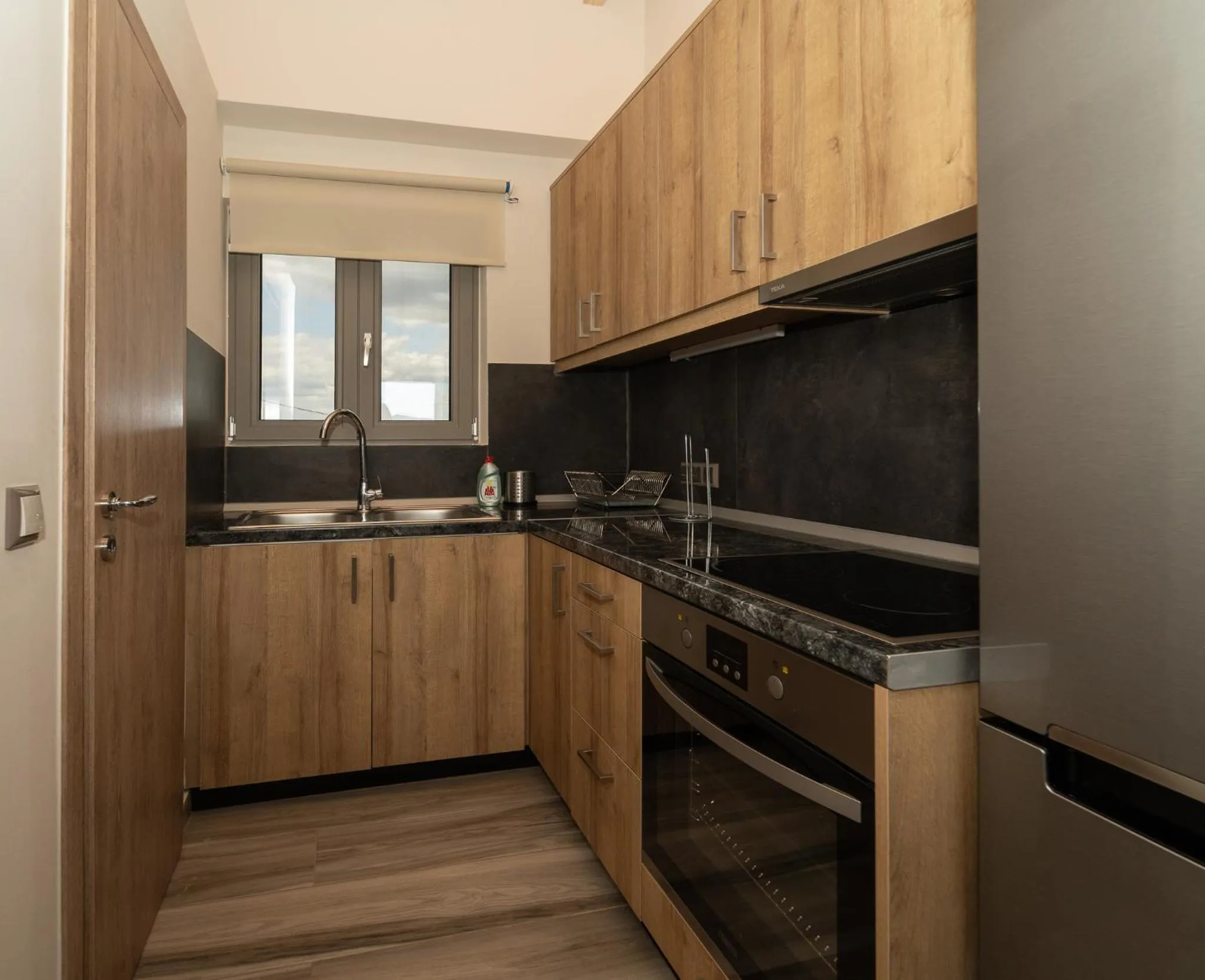 kitchen in CARLOS MANSION LUXURY SUITES