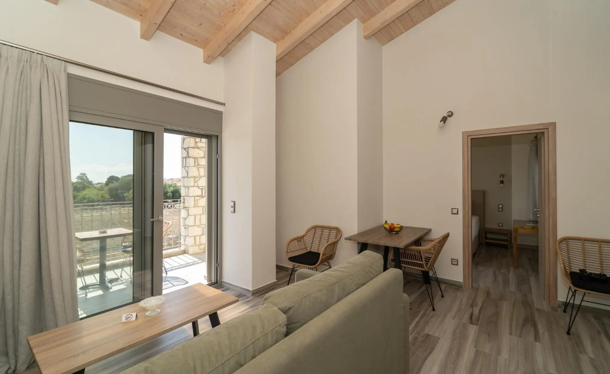 Living room in CARLOS MANSION LUXURY SUITES