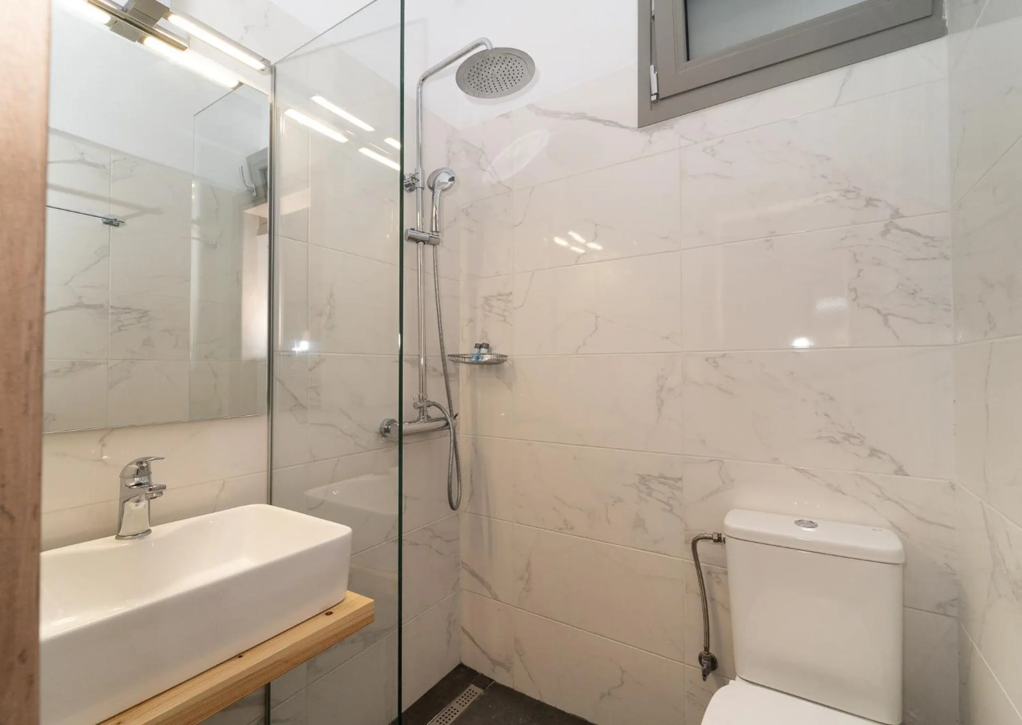 Bathroom in CARLOS MANSION LUXURY SUITES