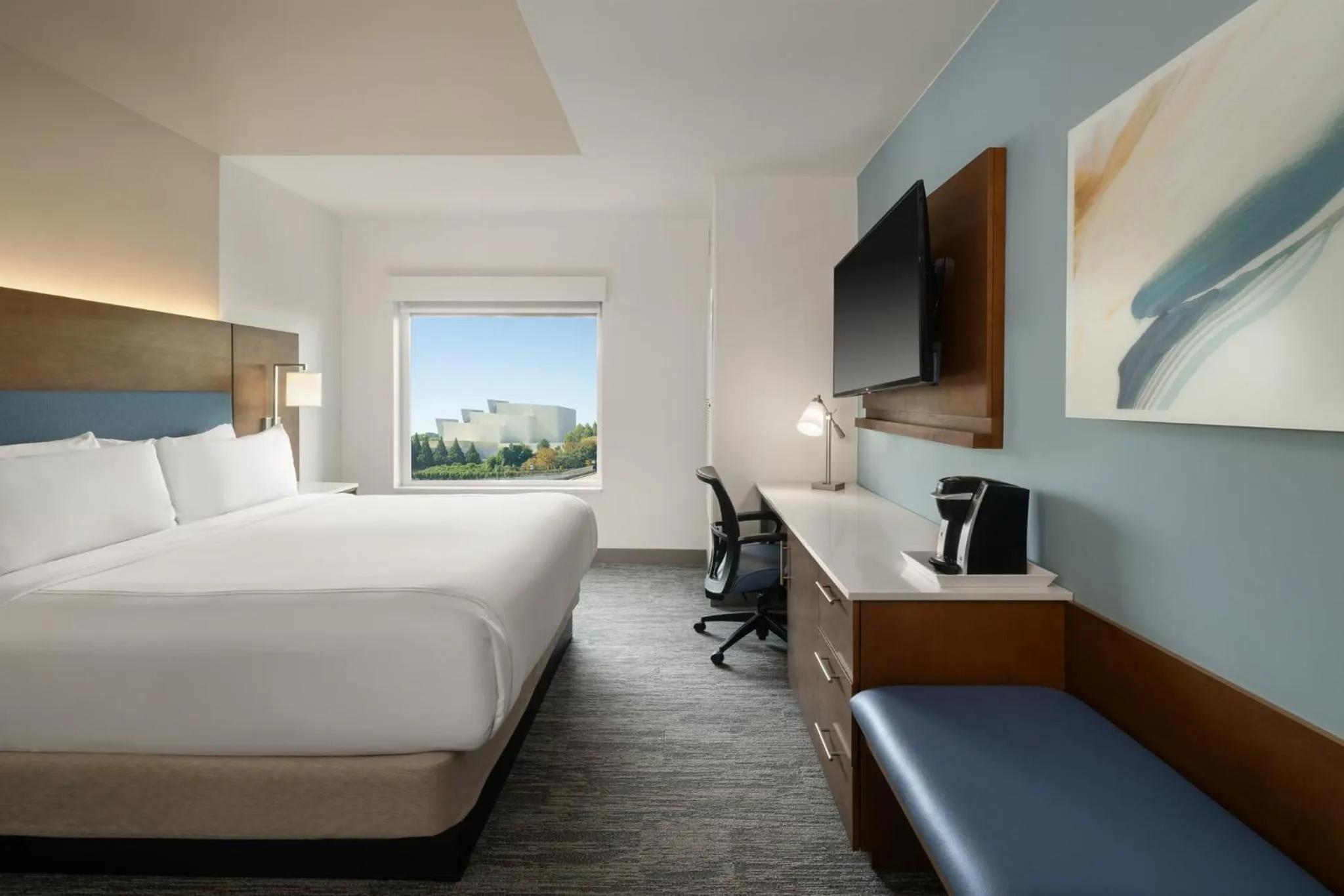 Photo of the whole room, Bed in EVEN Hotel Atlanta - Cobb Galleria by IHG