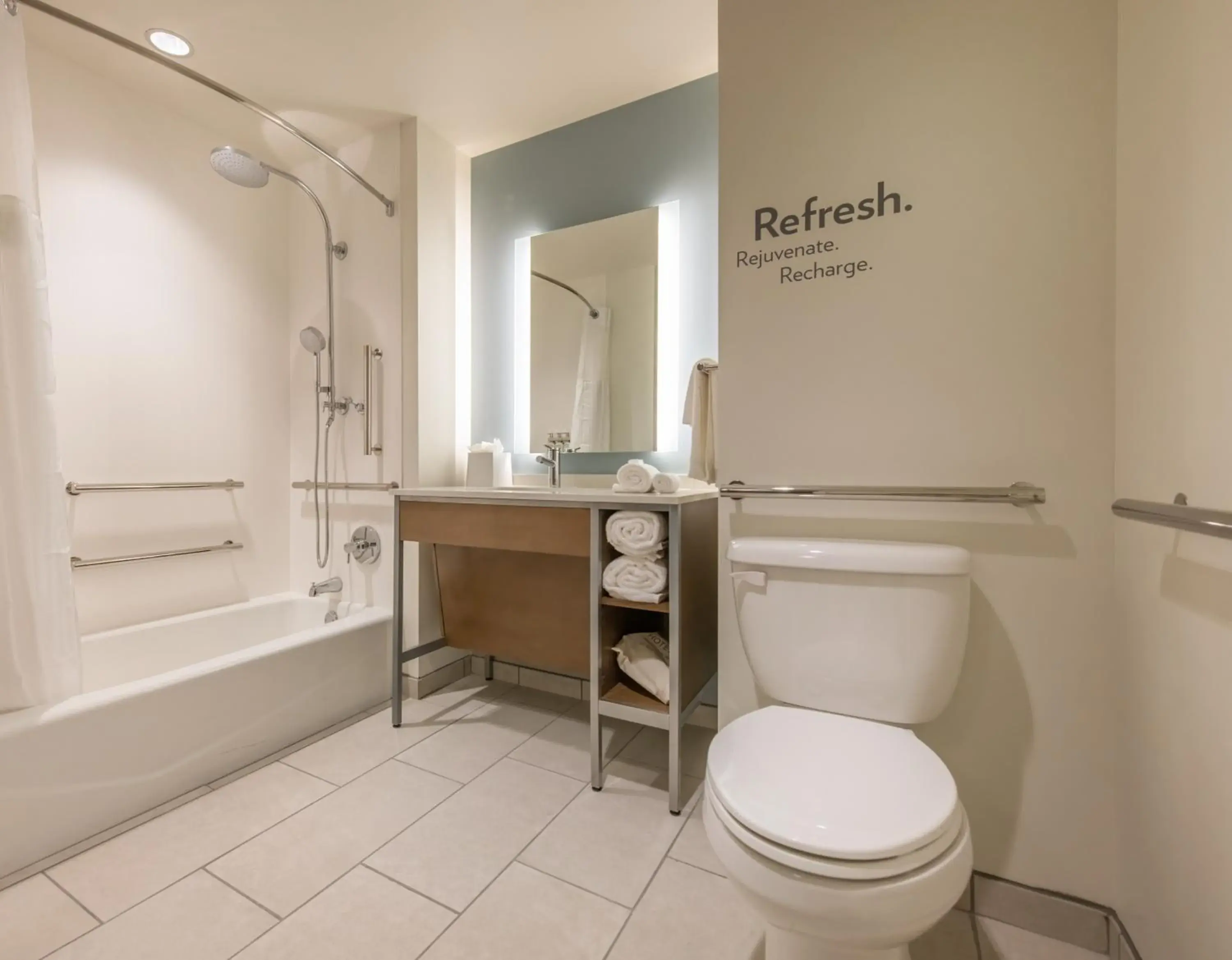 King Room with Hearing Accessible Roll In Shower - Non-Smoking in EVEN Hotel Atlanta - Cobb Galleria by IHG King Room with Hearing Accessible Roll In Shower - Non-Smoking in EVEN Hotel Atlanta - Cobb Galleria by IHG