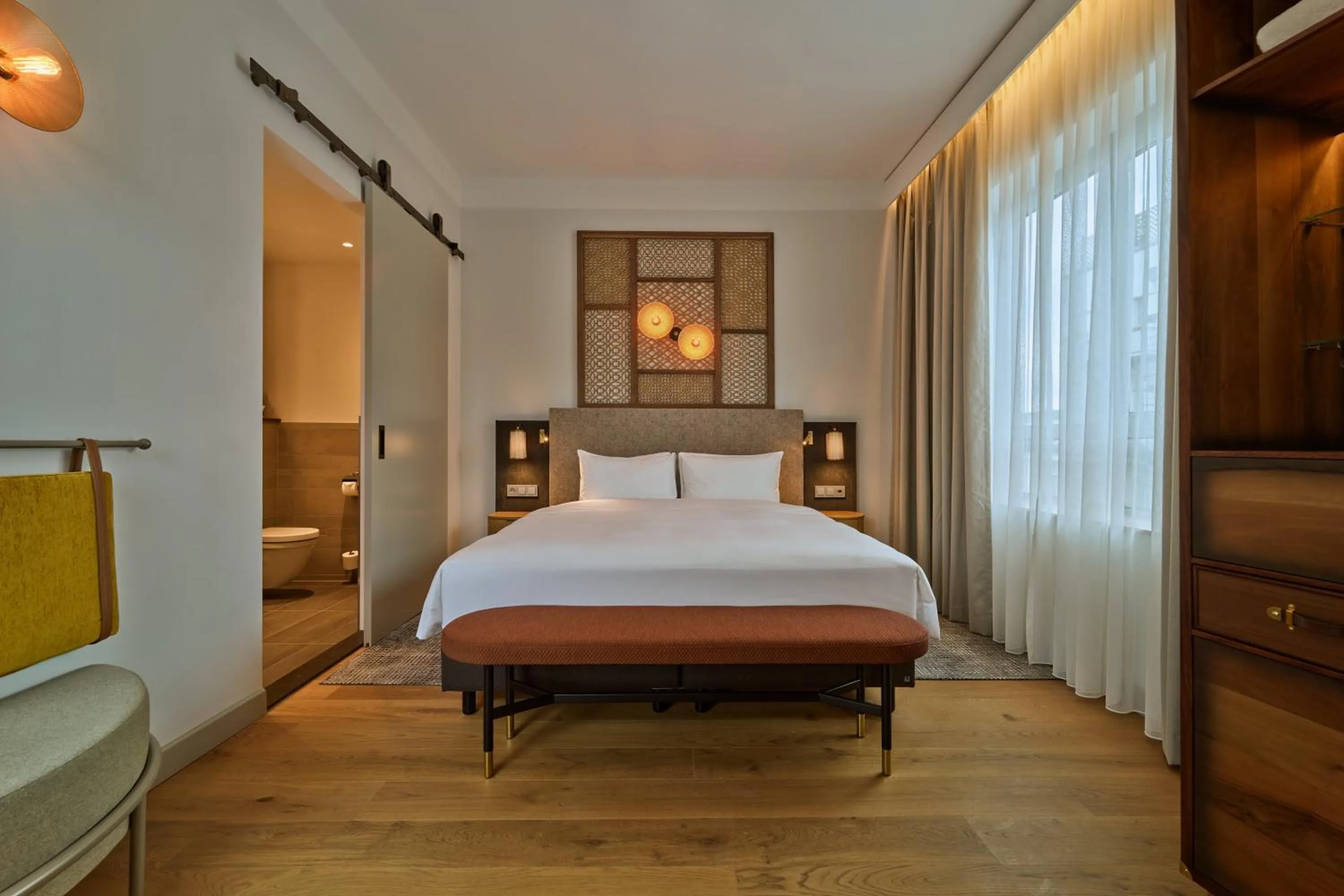 Bedroom, Bed in voco The Hague by IHG