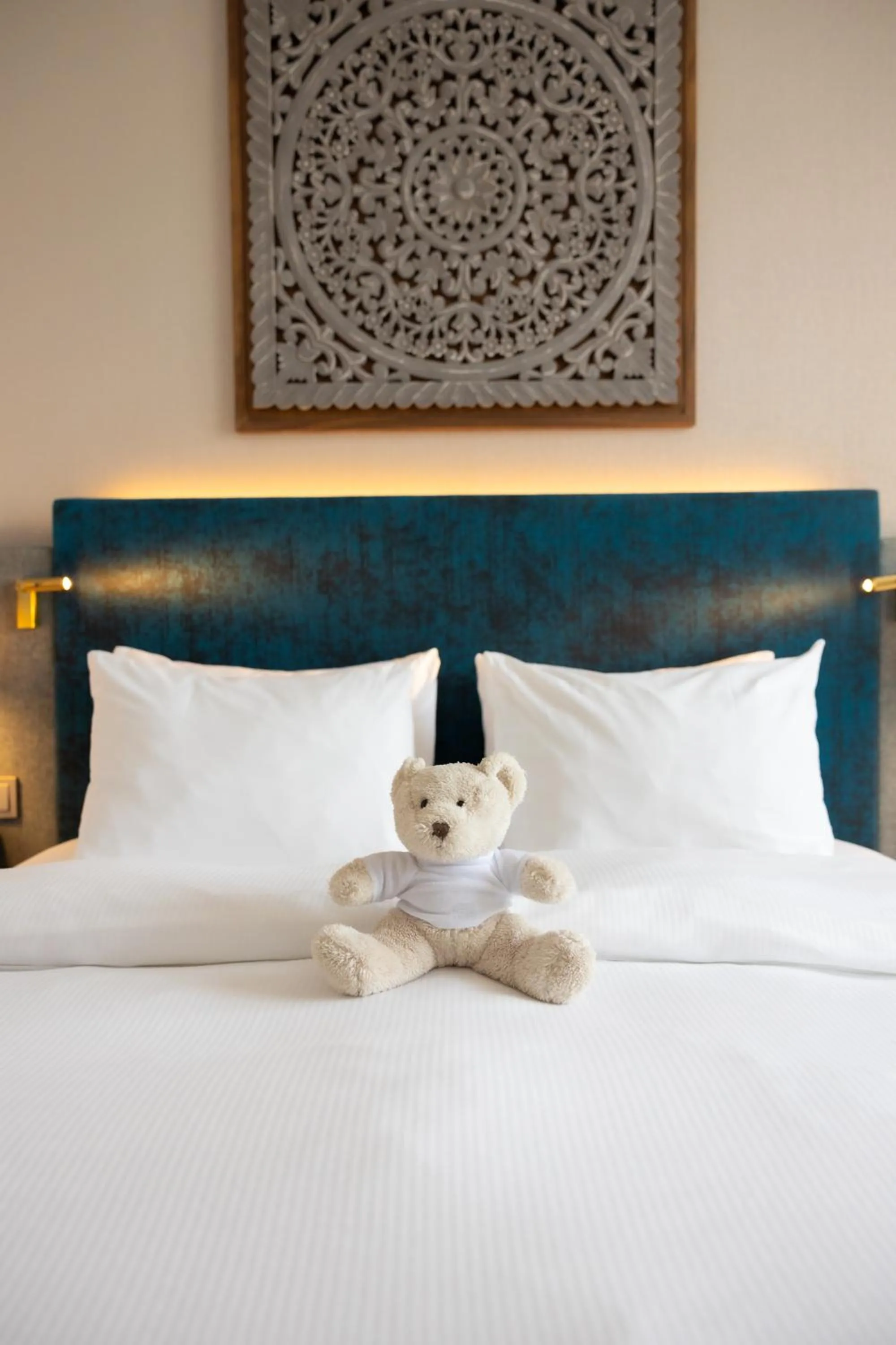 Bedroom, Bed in voco The Hague by IHG