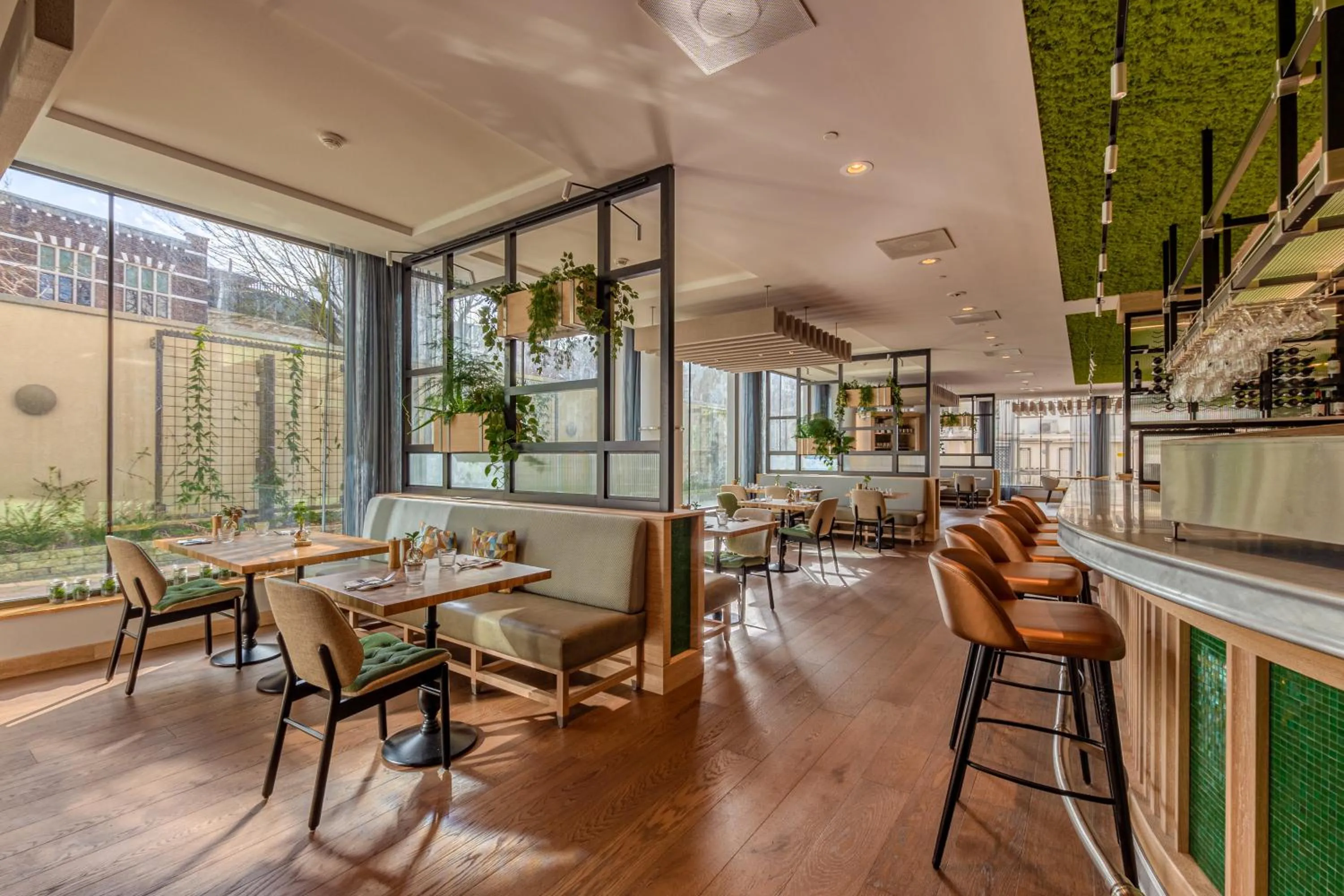 Restaurant/places to eat in voco The Hague by IHG