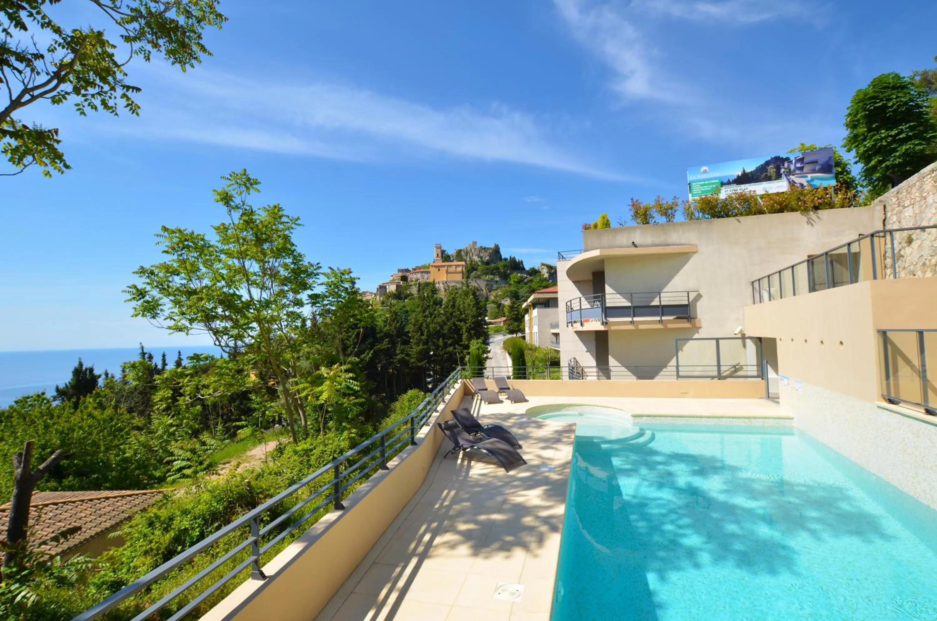 Property building in La Perle d'Eze - Aparthotel