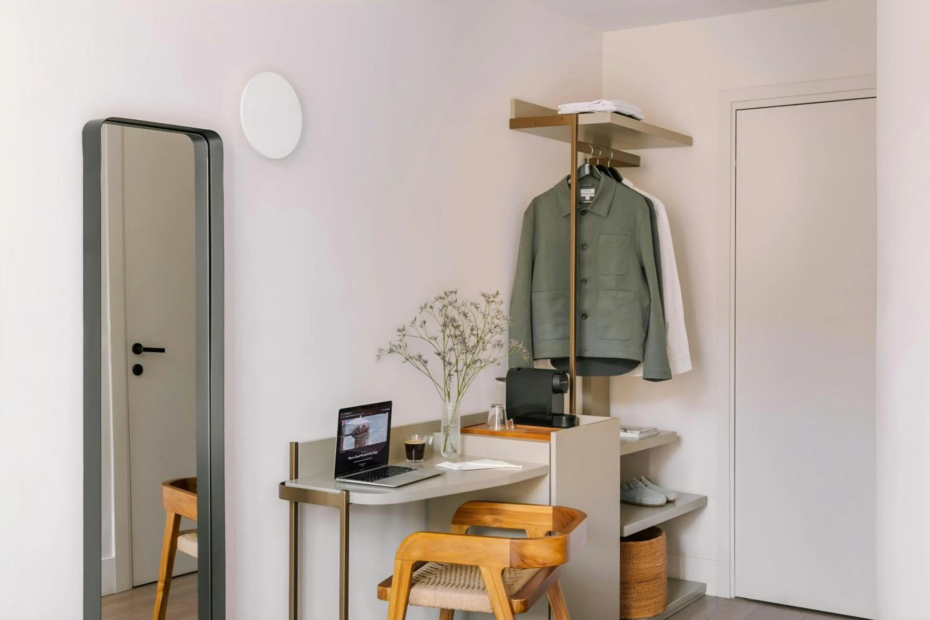 Bedroom in Yelo Jean Médecin Hotel, Sonder by Marriott Bonvoy