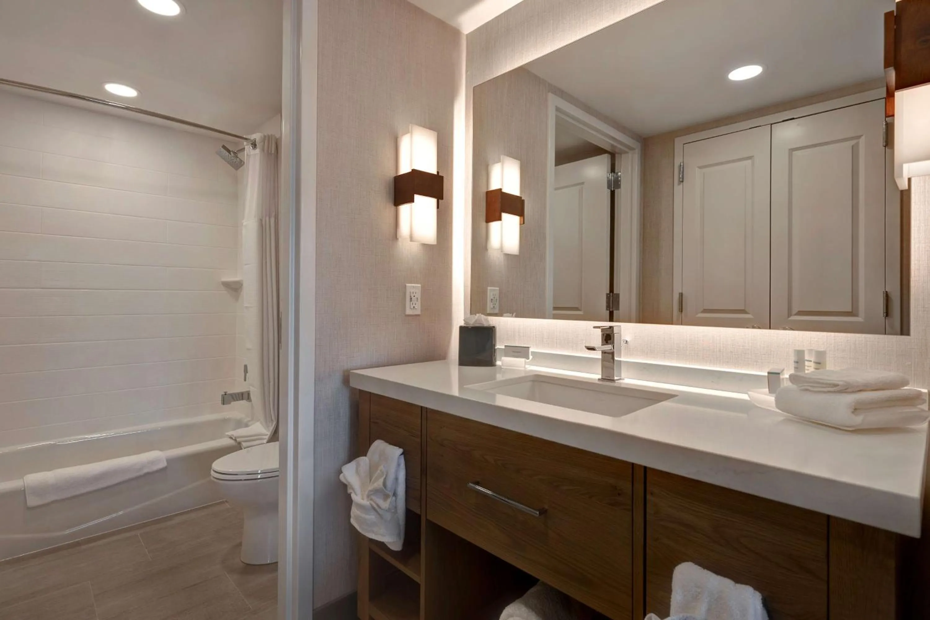 Bathroom in Homewood Suites By Hilton Eagle Boise, Id