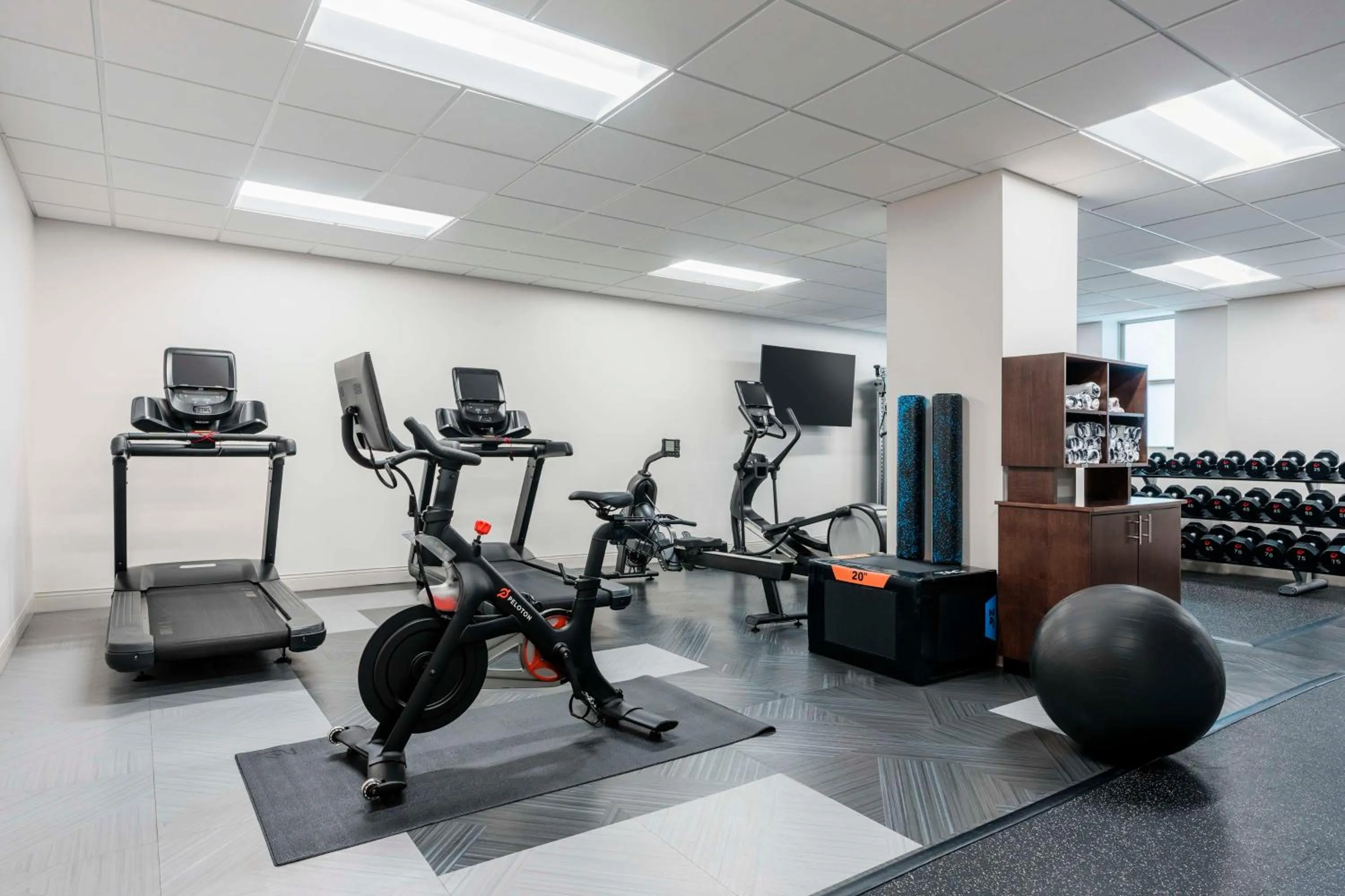 Fitness centre/facilities in Hotel Elkhart, Tapestry Collection By Hilton