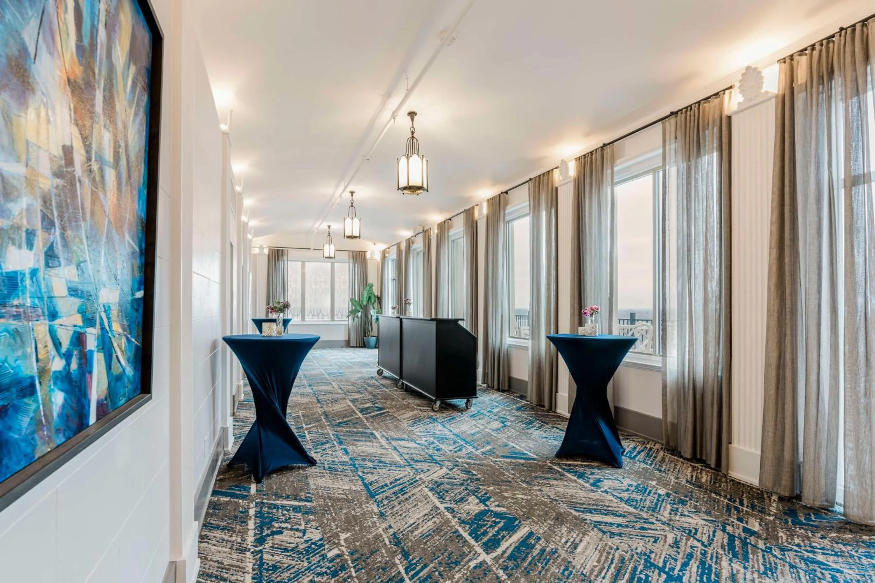 Meeting/conference room in Hotel Elkhart, Tapestry Collection By Hilton