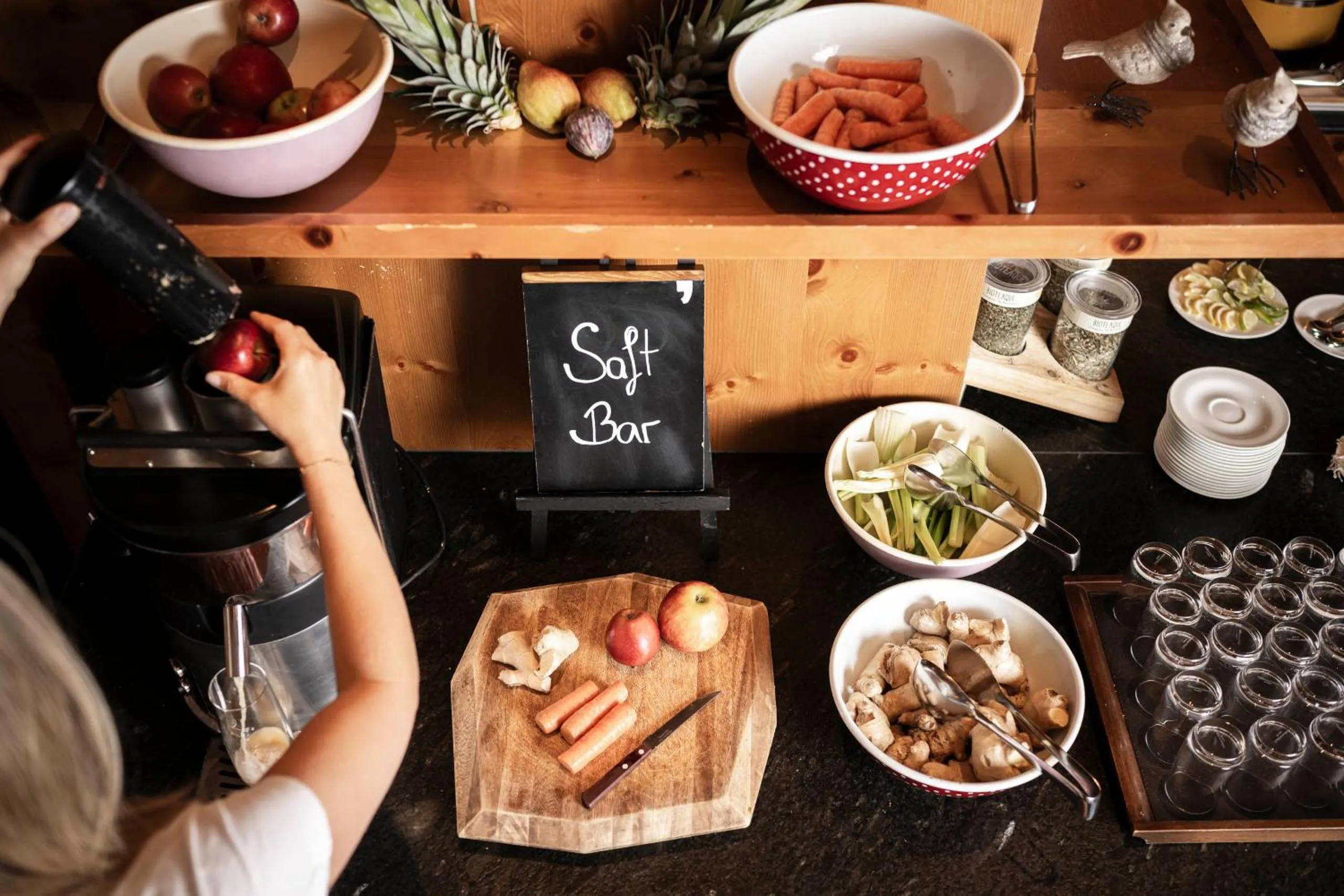 Breakfast in eva,VILLAGE