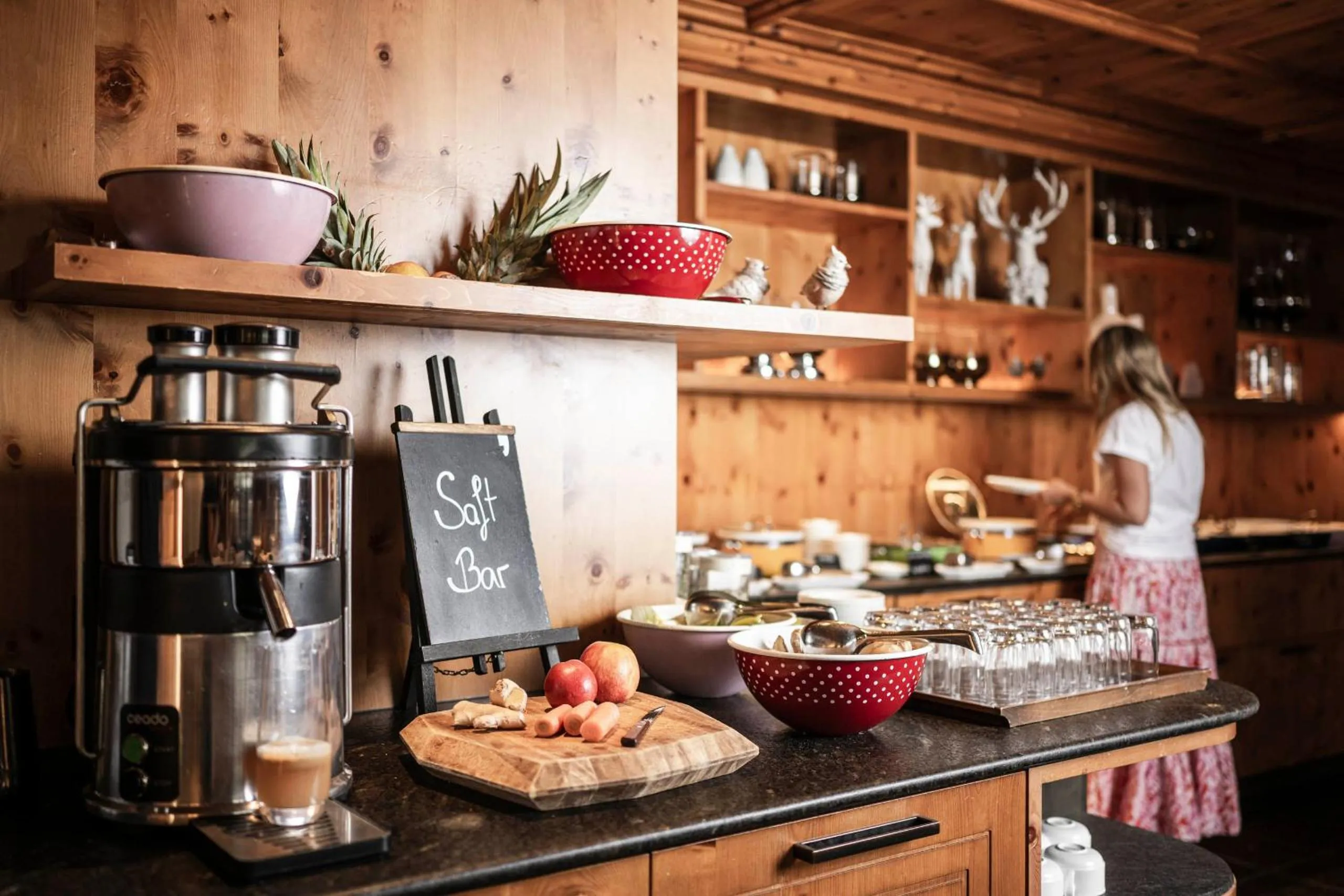 Restaurant/places to eat in eva,VILLAGE