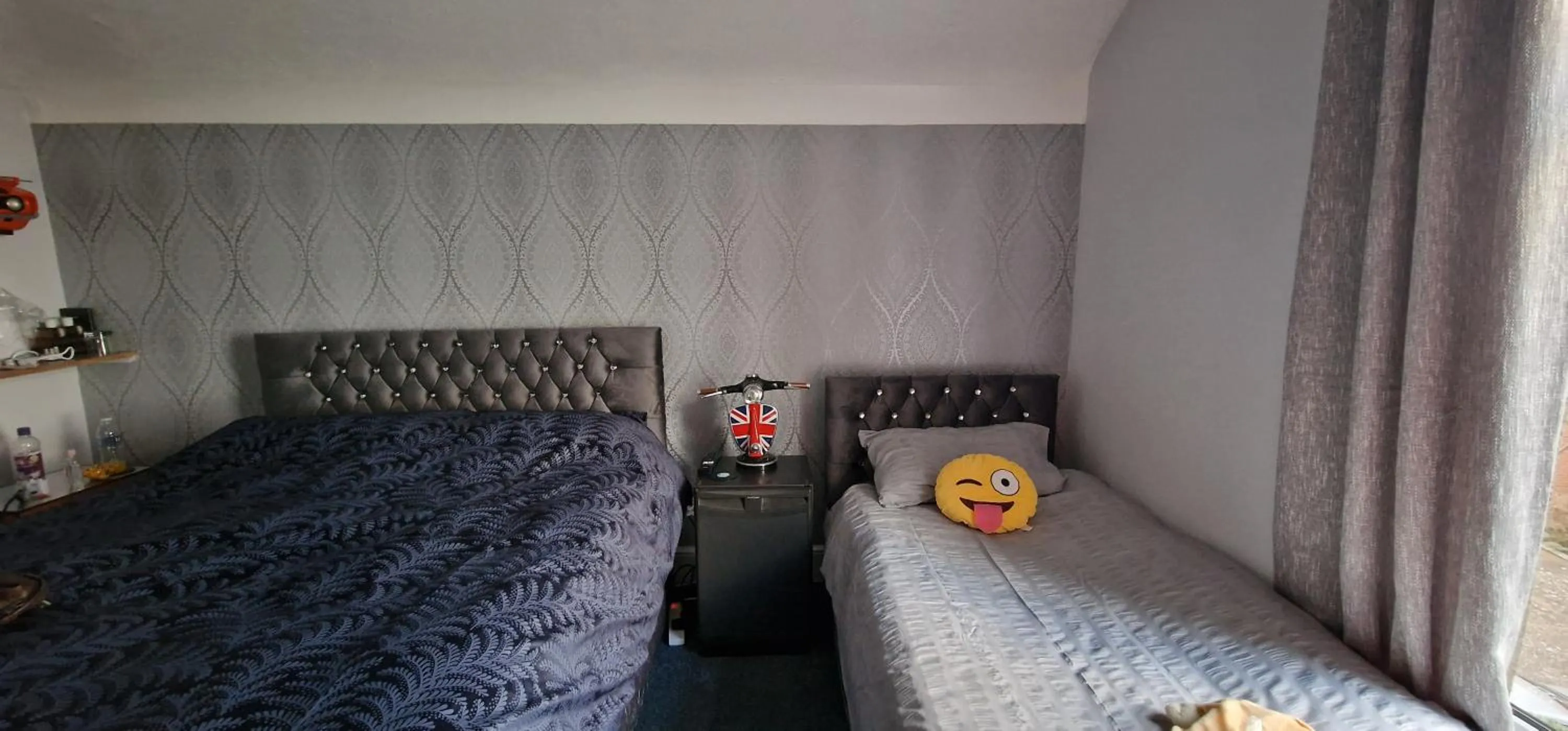 Bedroom, Bed in Cherrylee