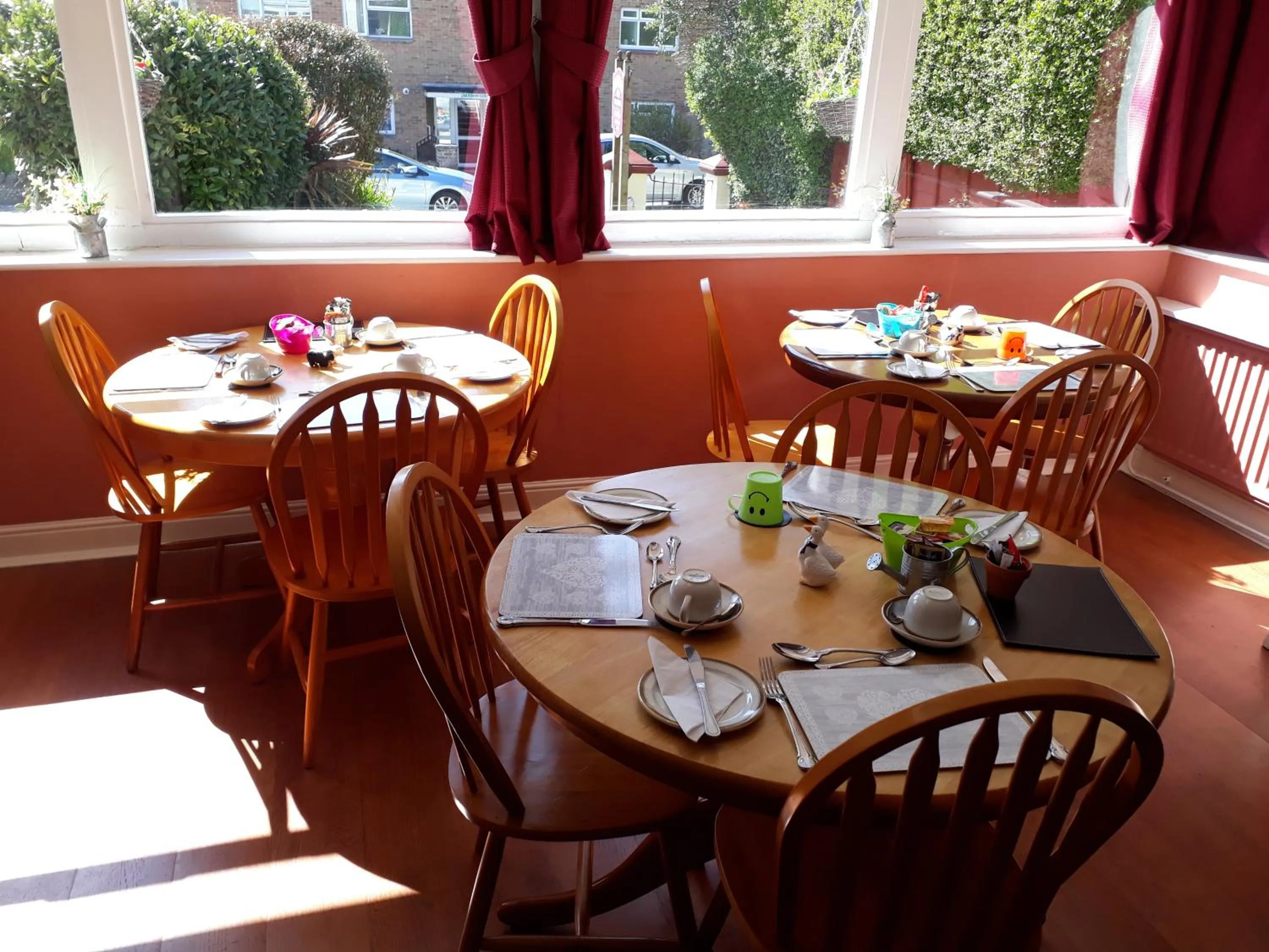 Dining area in Cherrylee