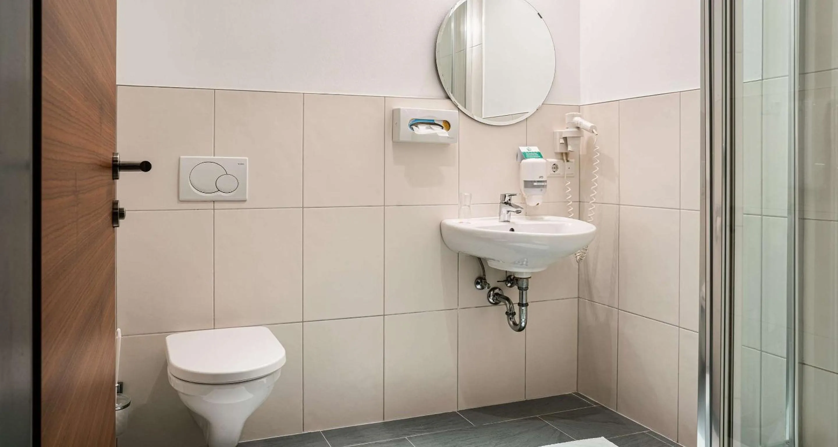 Bedroom in Best Western Hotel am Walserberg