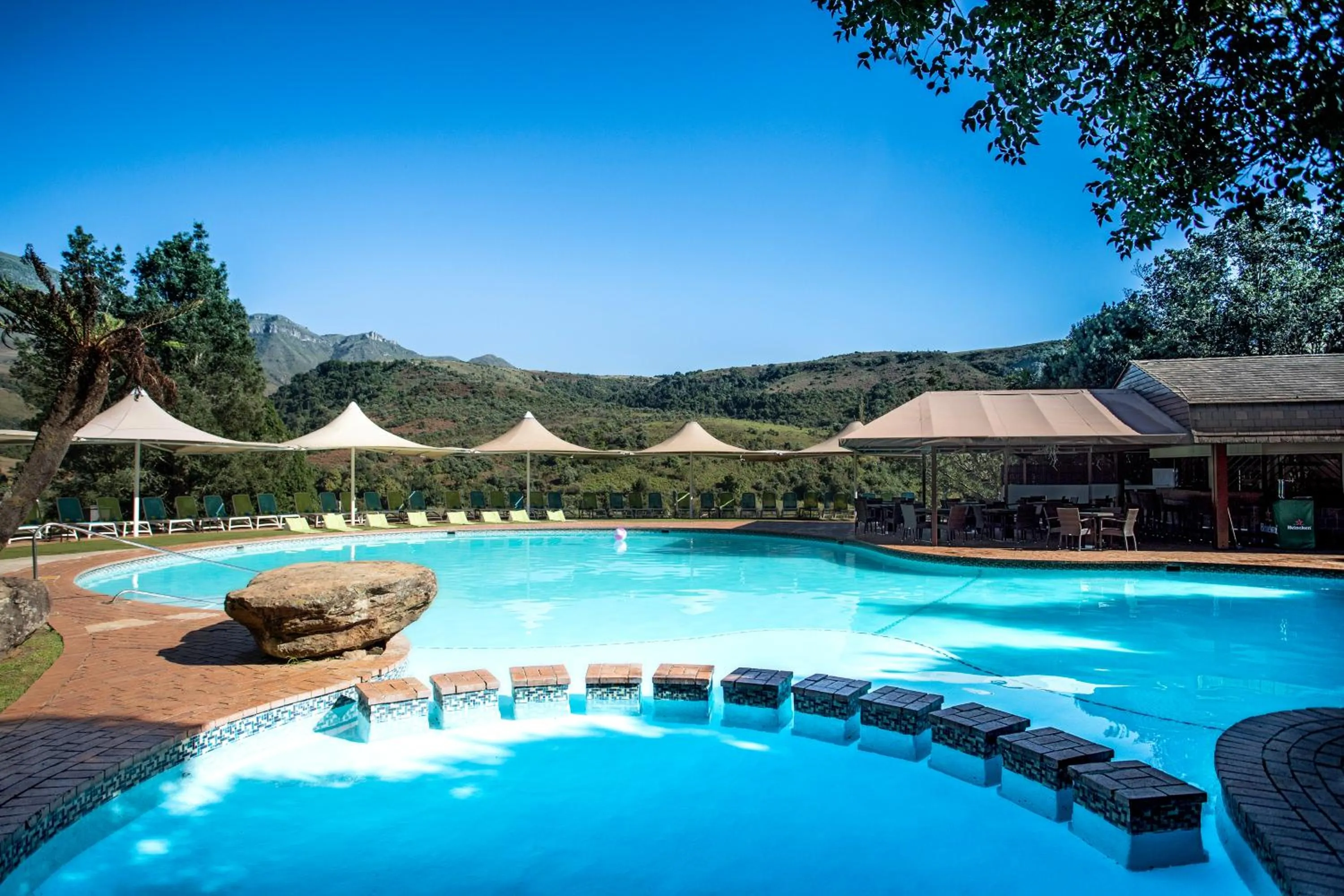 Swimming pool in Drakensberg Sun Resort