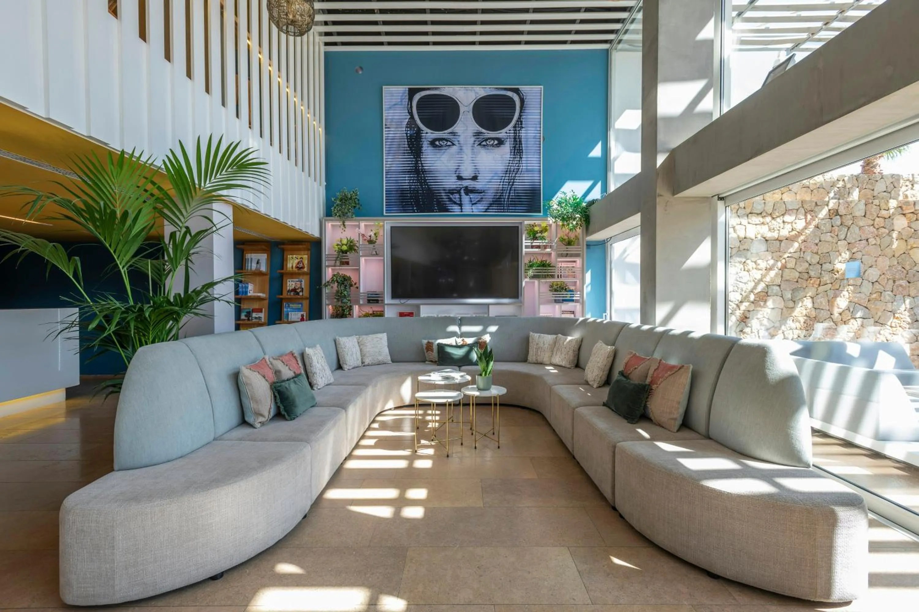 Lobby or reception in Leonardo Boutique Hotel Mallorca Port Portals - Adults only