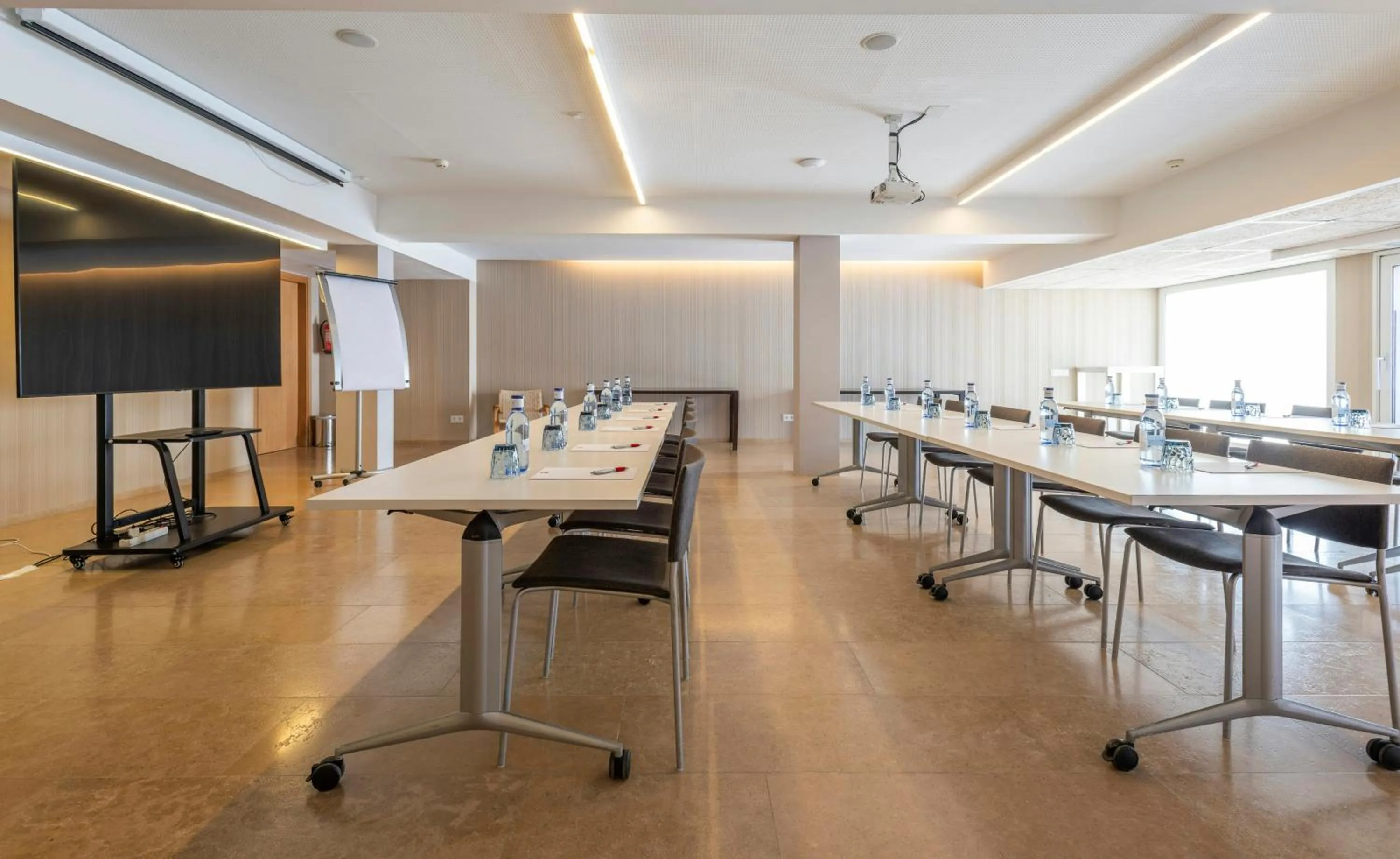 Meeting/conference room in Leonardo Boutique Hotel Mallorca Port Portals - Adults only