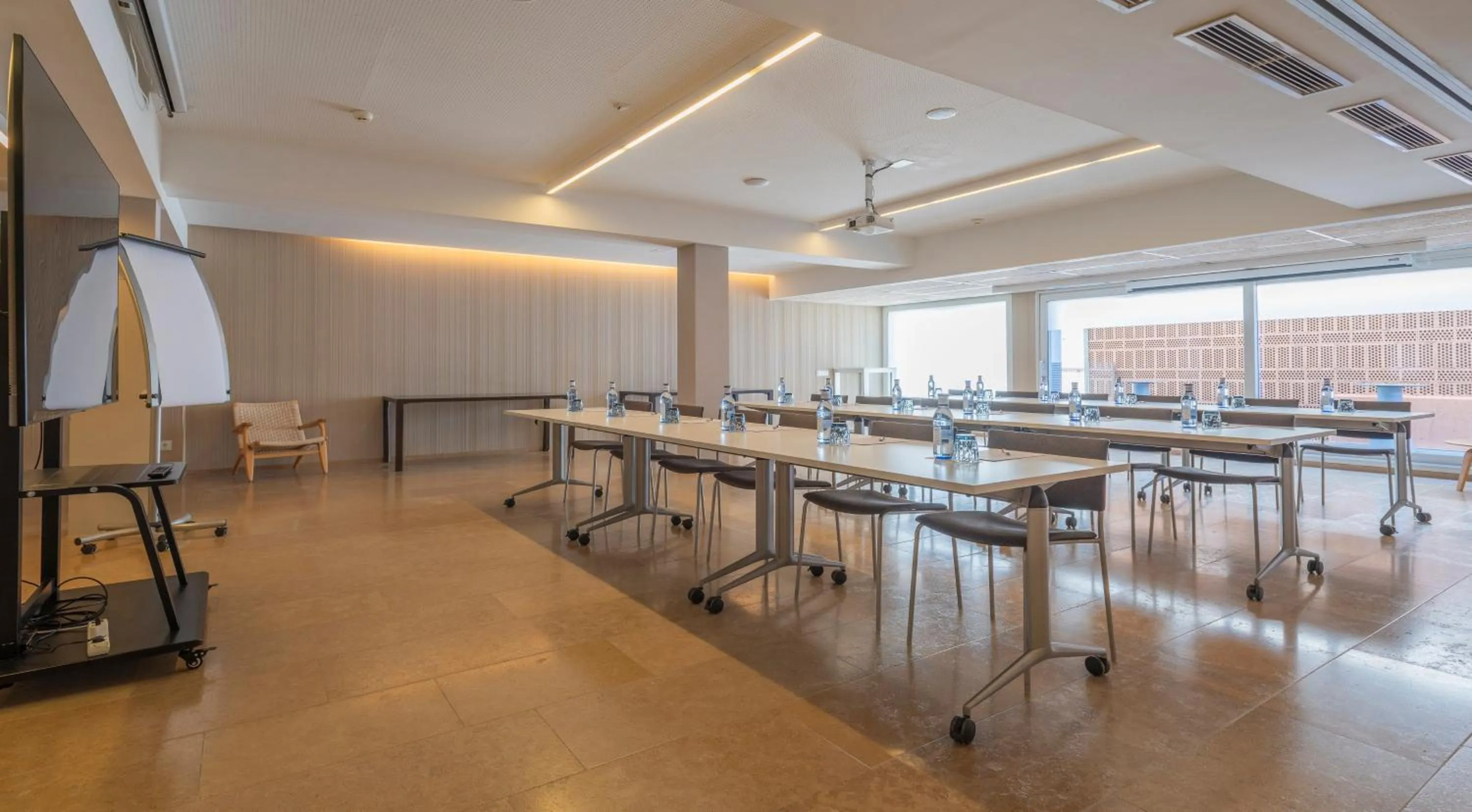 Meeting/conference room in Leonardo Boutique Hotel Mallorca Port Portals - Adults only