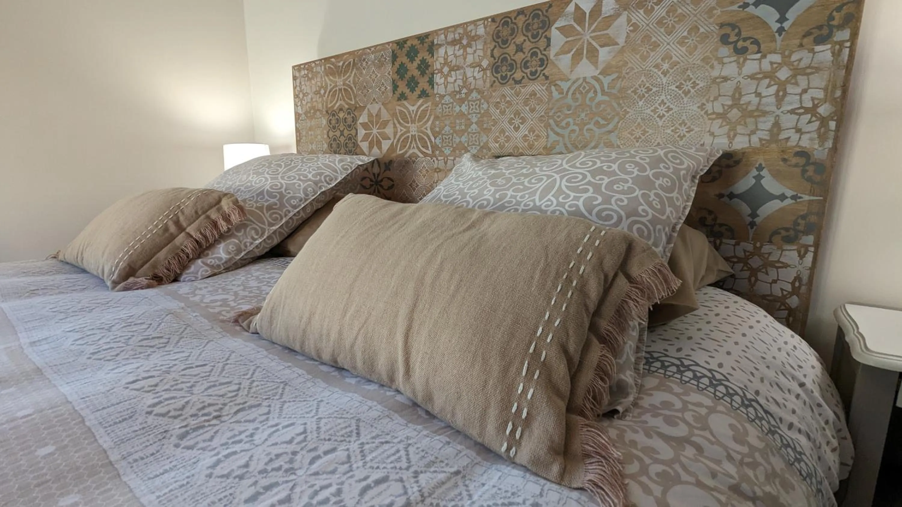 Bed in Au Bonheur de Cisse