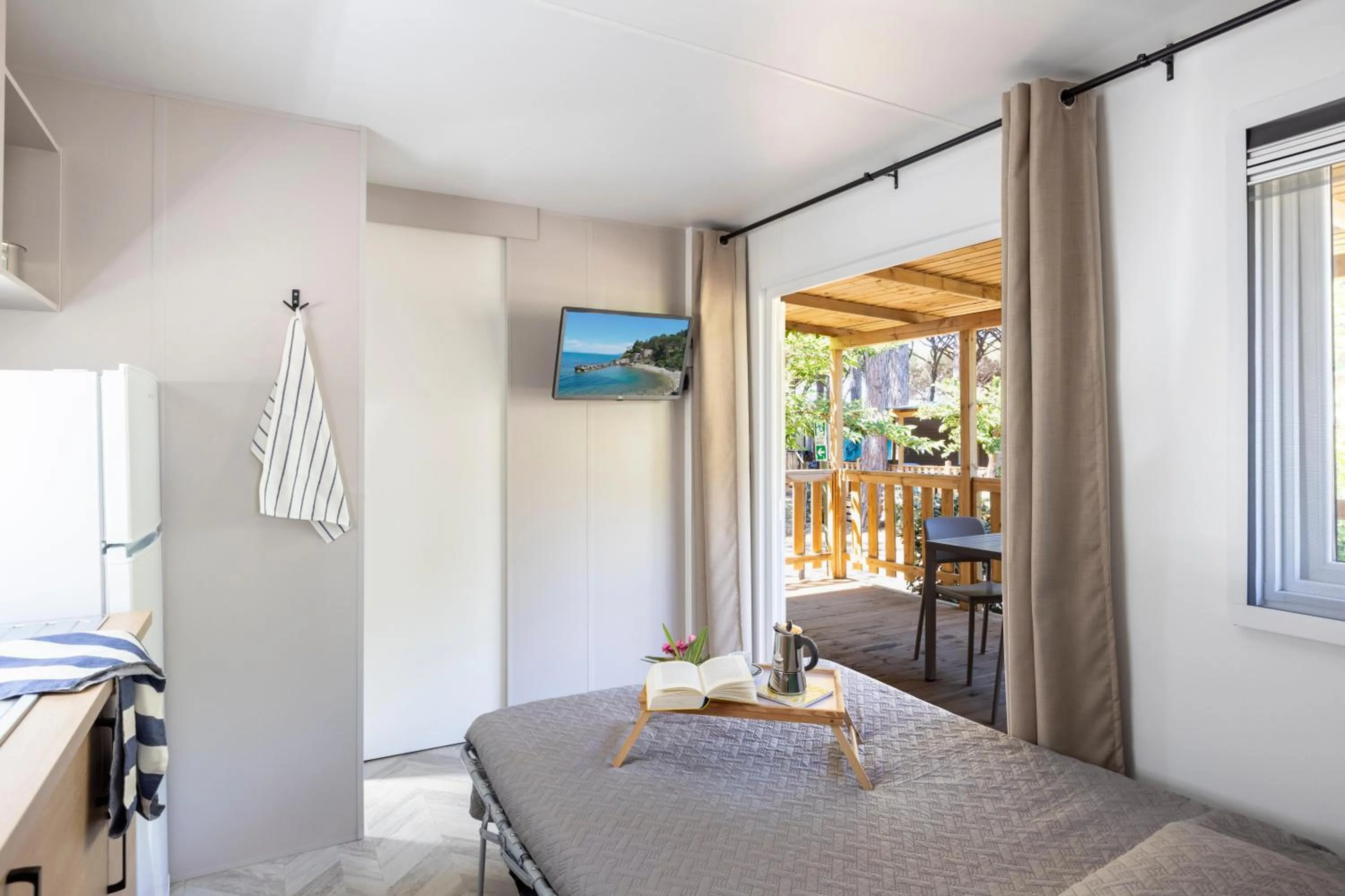 Photo of the whole room, Bed in Gitavillage Argentario