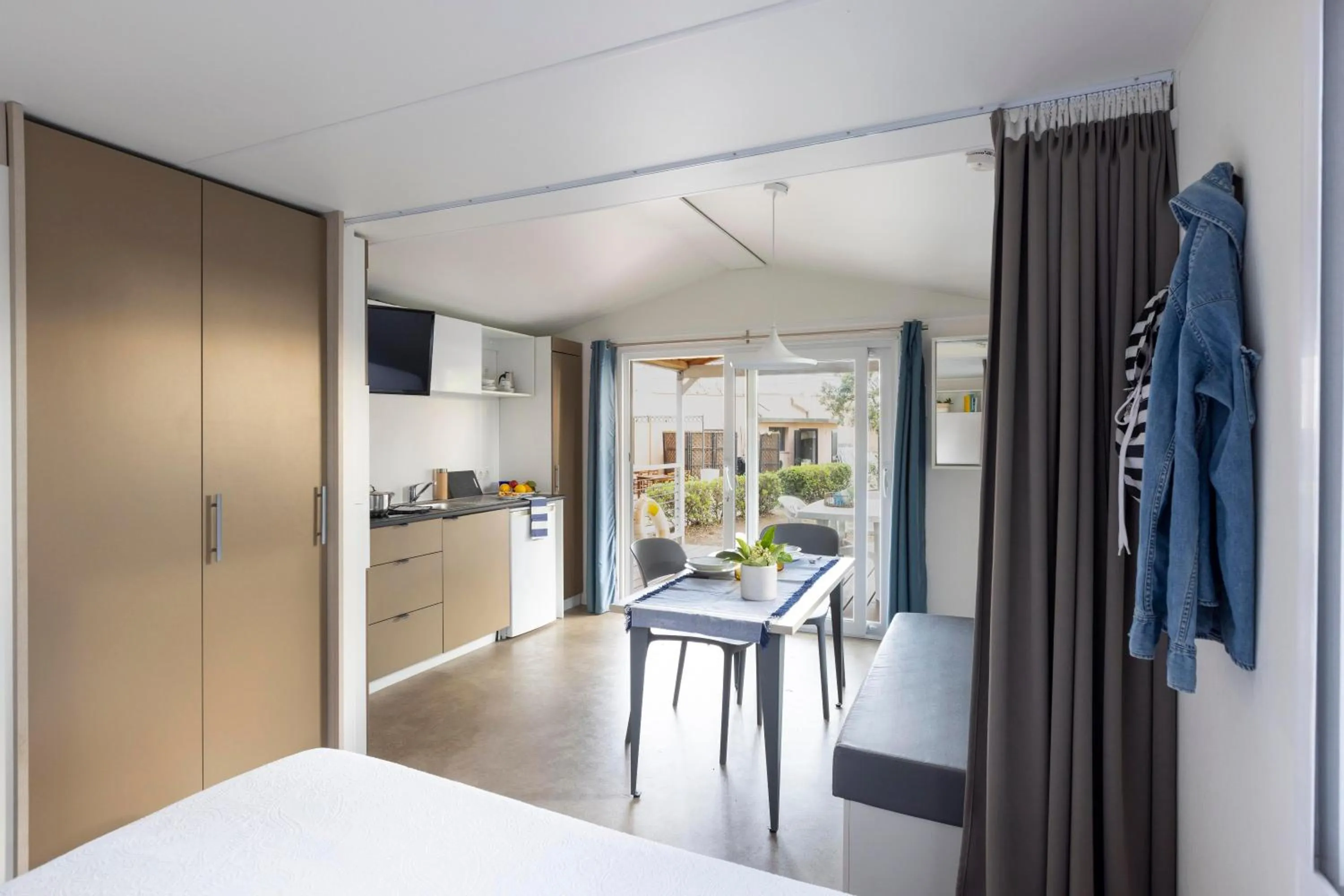 Photo of the whole room, Bed in Gitavillage Argentario