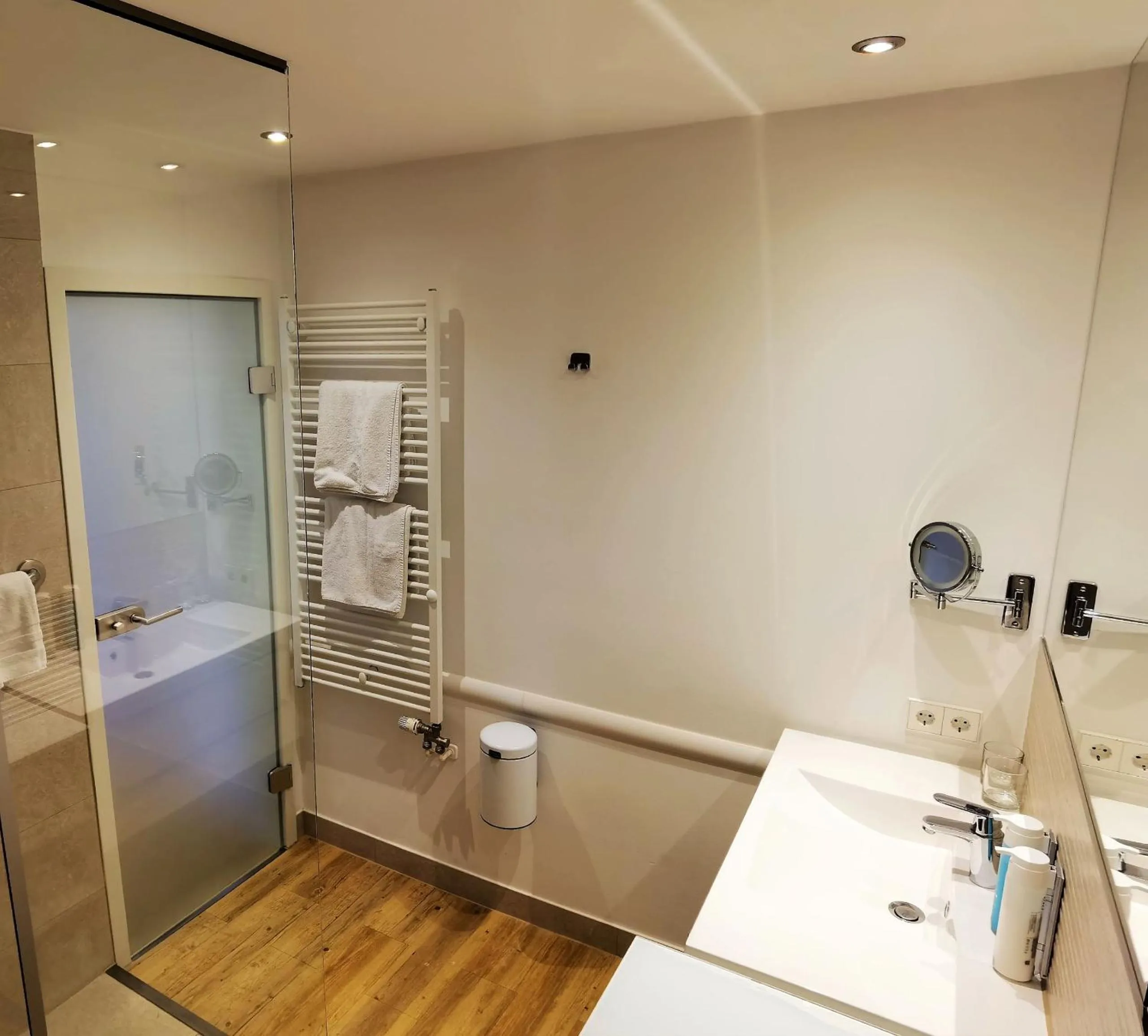 Bathroom in Victoria Suites